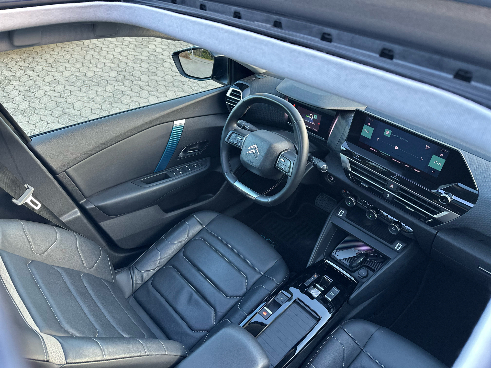 Billede af Citroën e-C4 EL Shine Sport 136HK 5d Aut.