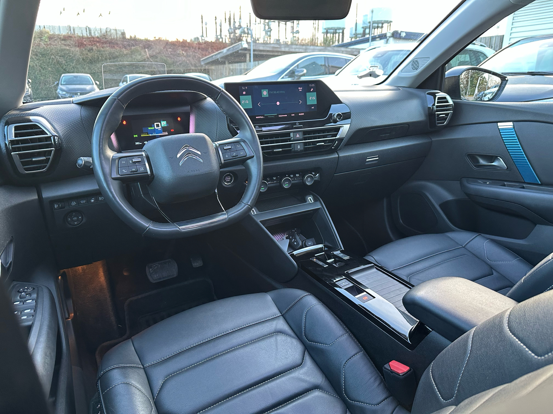 Billede af Citroën e-C4 EL Shine Sport 136HK 5d Aut.