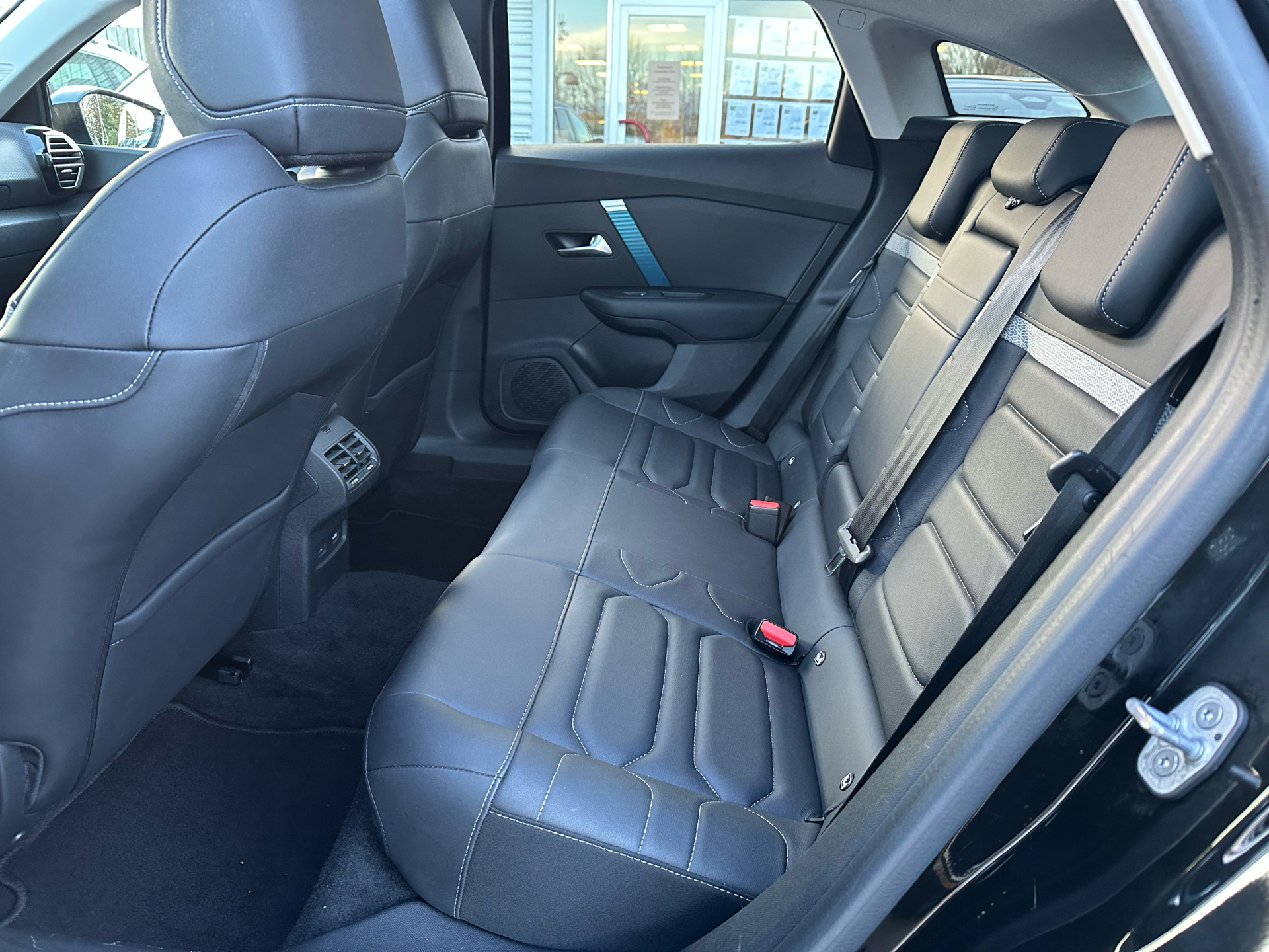 Billede af Citroën e-C4 EL Shine Sport 136HK 5d Aut.