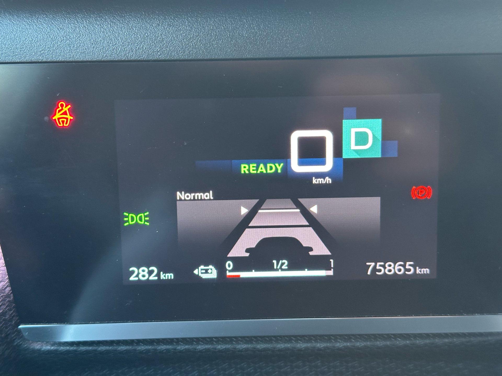 Billede af Citroën e-C4 EL Shine Sport 136HK 5d Aut.