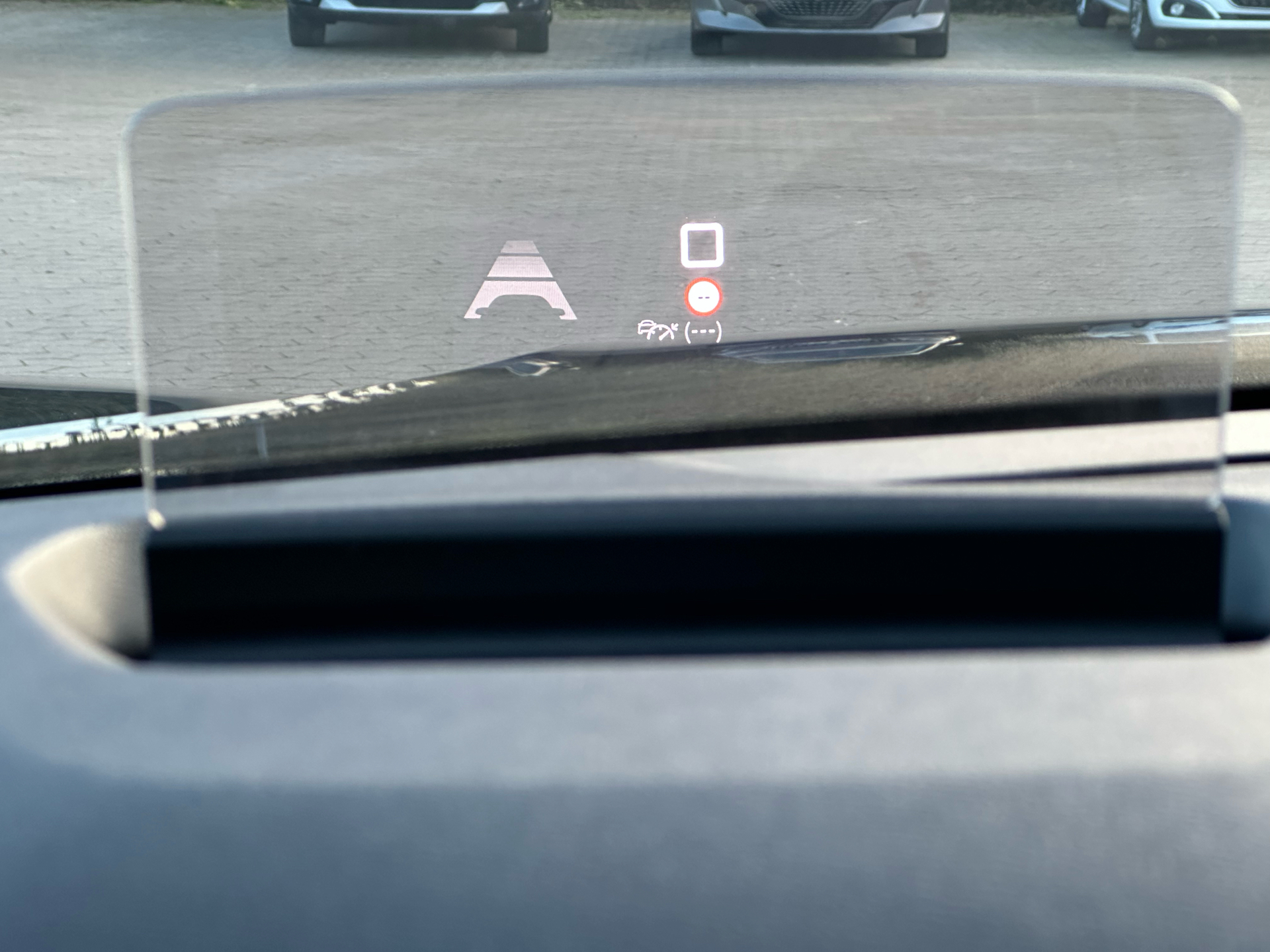 Billede af Citroën e-C4 EL Shine Sport 136HK 5d Aut.