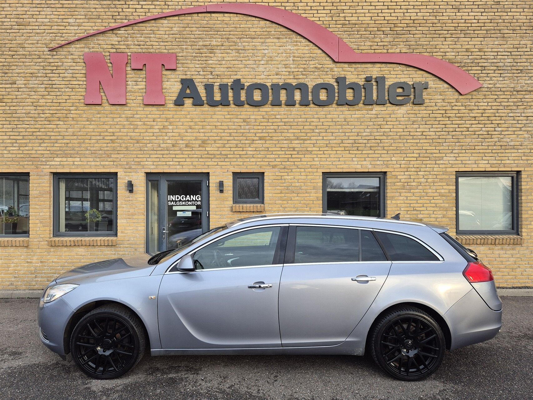 Billede af Opel Insignia Sports Tourer 2,0 Turbo Cosmo 220HK Stc 6g