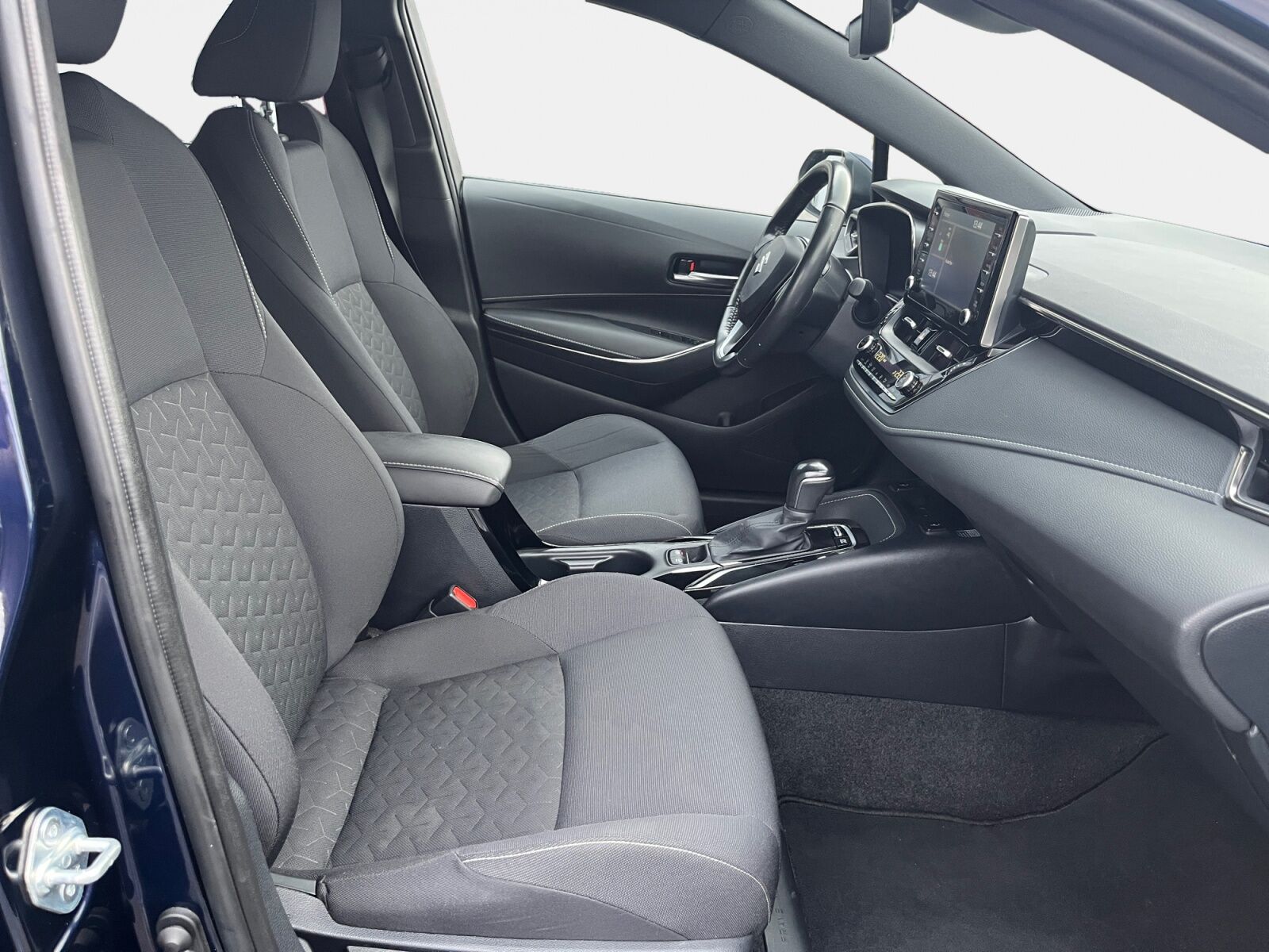 Billede af Suzuki Swace 1,8 Hybrid Exclusive E-CVT 122HK Stc Trinl. Gear