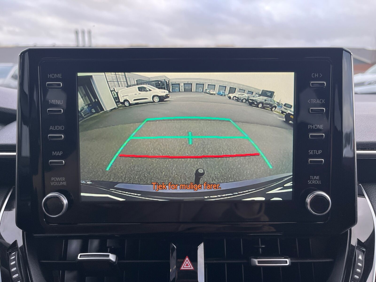 Billede af Suzuki Swace 1,8 Hybrid Exclusive E-CVT 122HK Stc Trinl. Gear