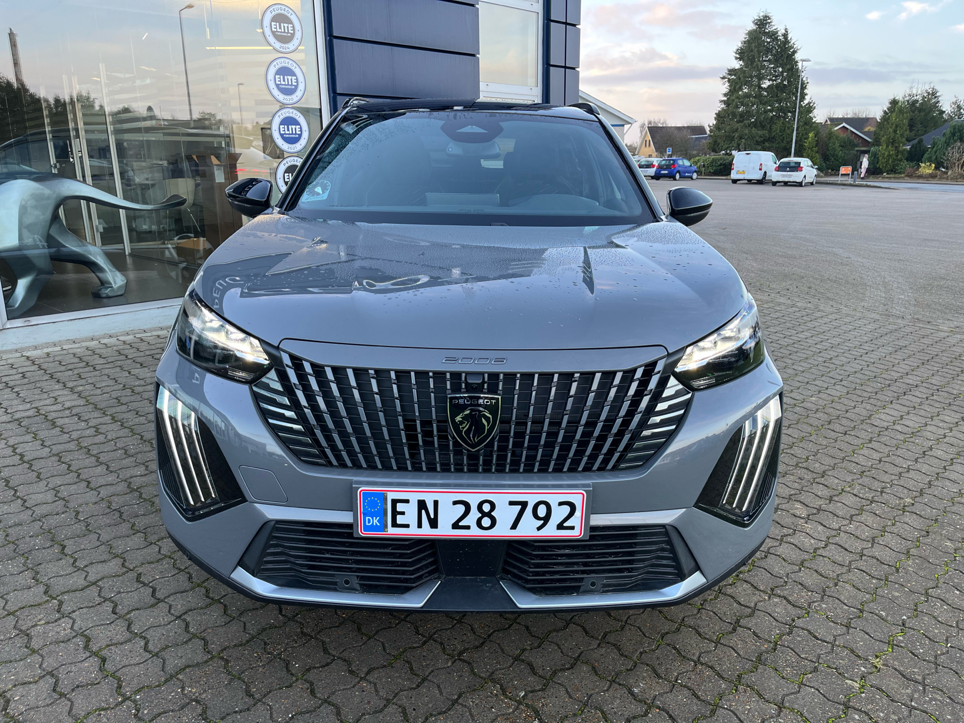 Billede af Peugeot e-2008 EL GT 156HK 5d Aut.