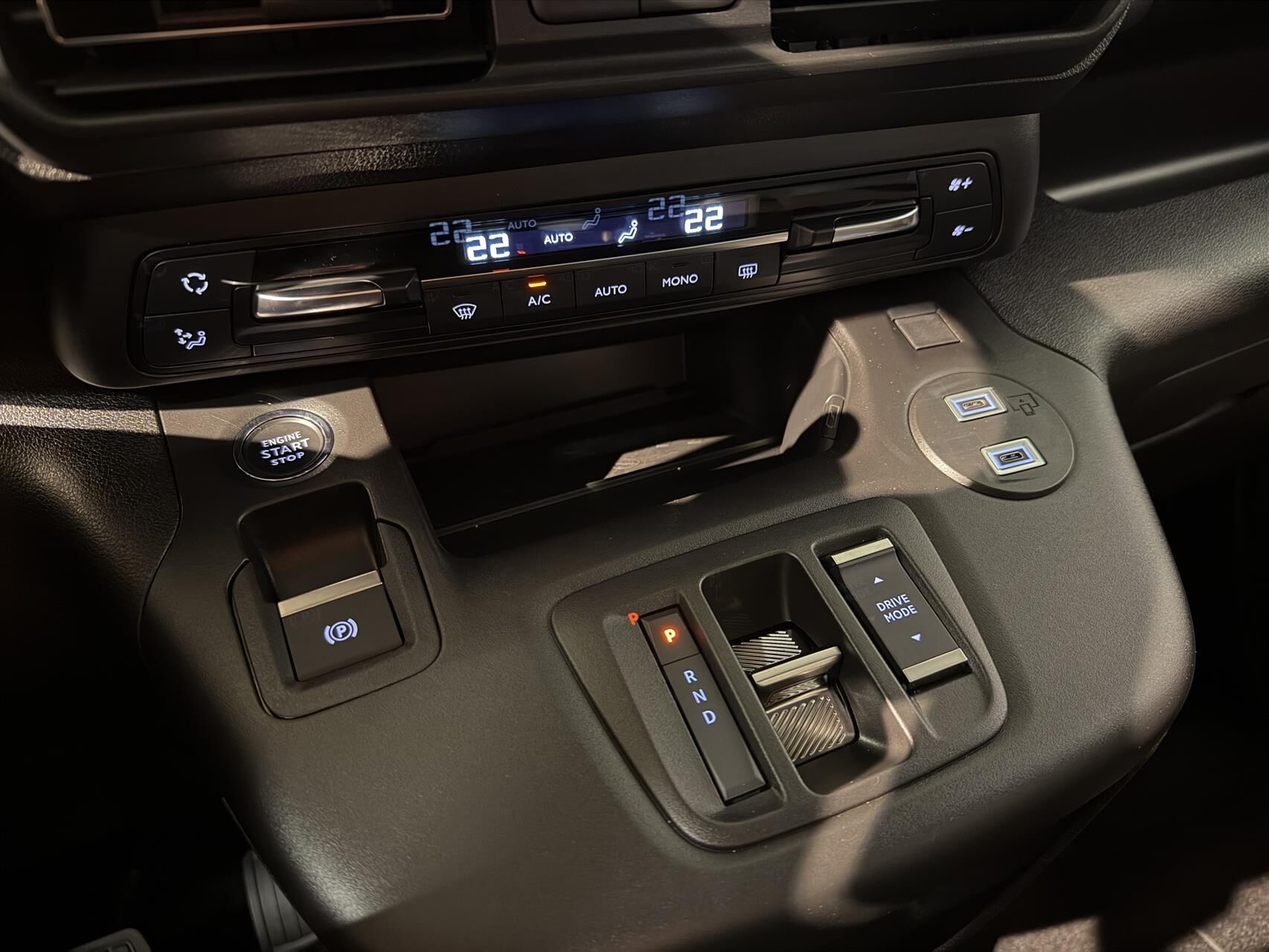 Billede af Citroën e-Berlingo EL VTR Sport XL 136HK Aut.