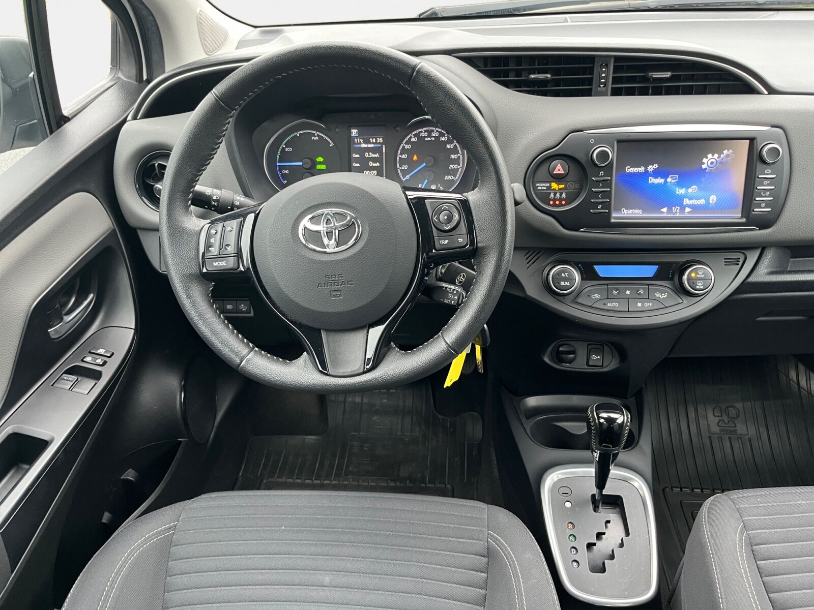 Billede af Toyota Yaris 1,5 Hybrid H2 E-CVT 100HK 5d Trinl. Gear