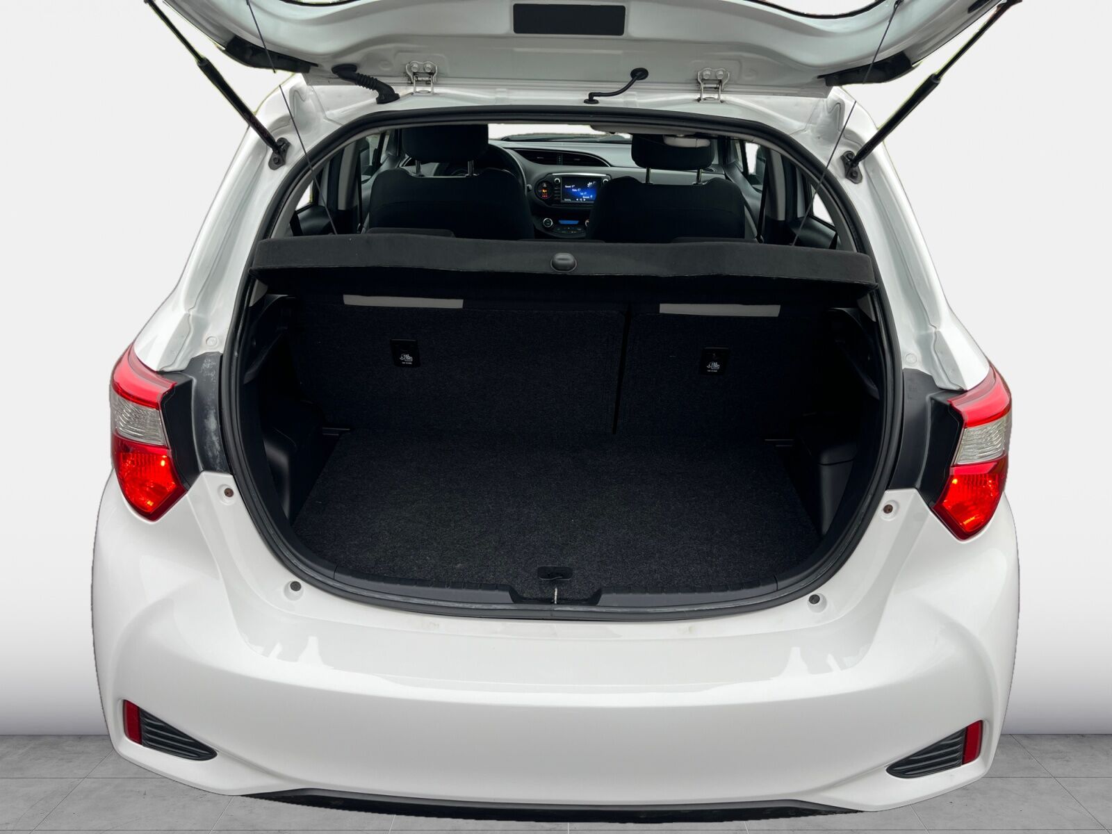 Billede af Toyota Yaris 1,5 Hybrid H2 E-CVT 100HK 5d Trinl. Gear