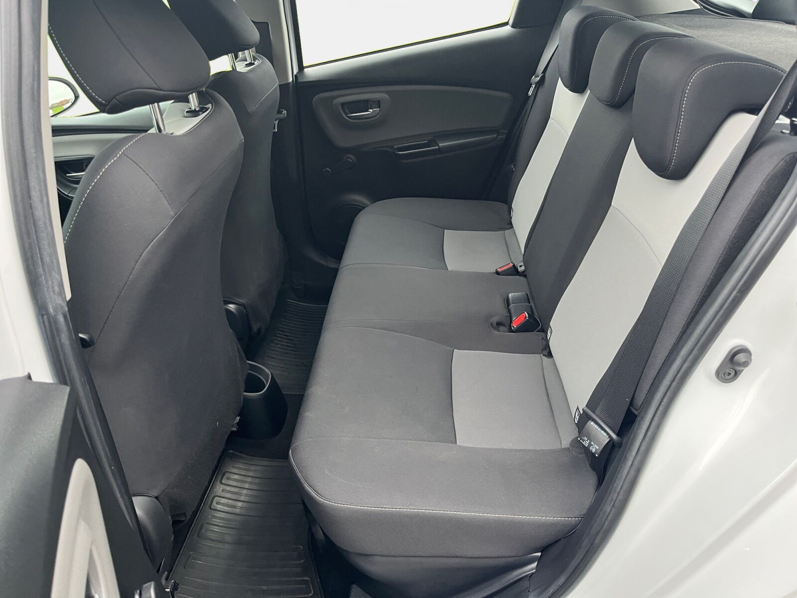 Billede af Toyota Yaris 1,5 Hybrid H2 E-CVT 100HK 5d Trinl. Gear