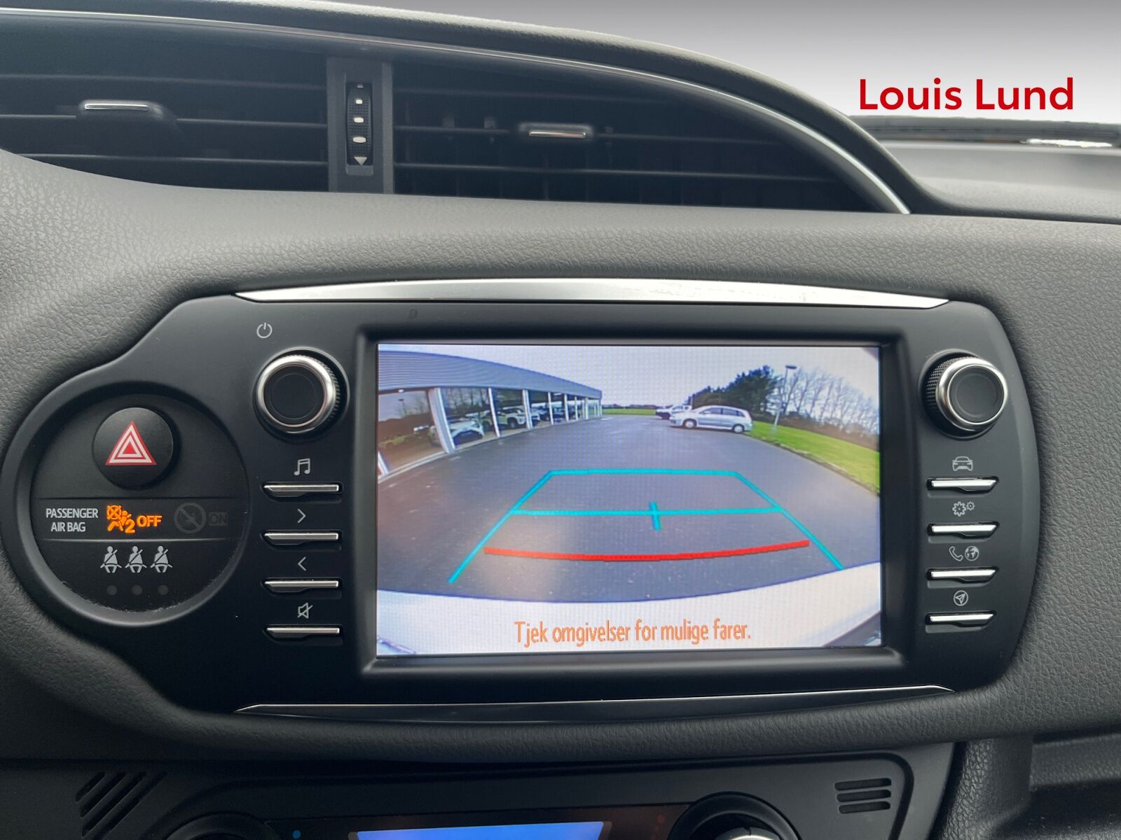 Billede af Toyota Yaris 1,5 Hybrid H2 E-CVT 100HK 5d Trinl. Gear