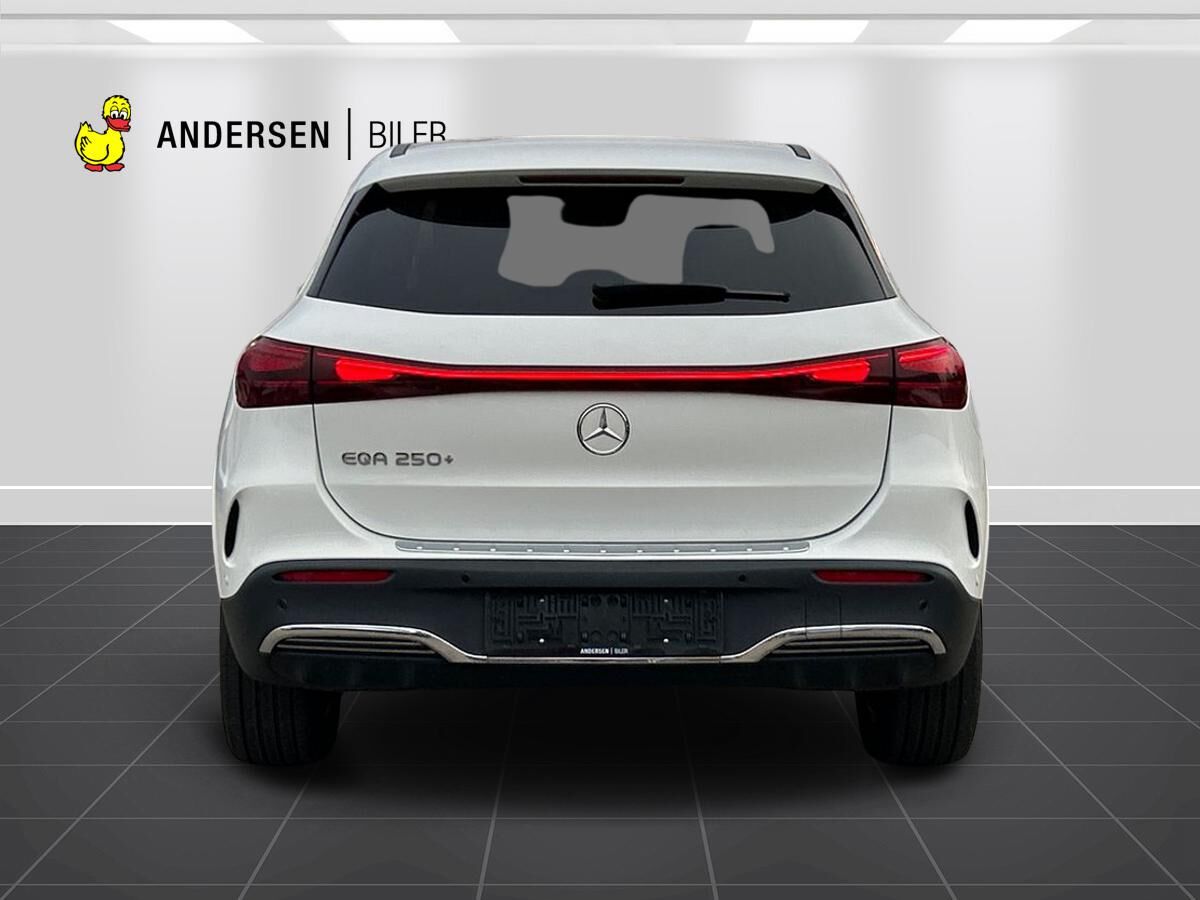 Billede af Mercedes-Benz EQA 250+ EL AMG Line 190HK 5d Aut.