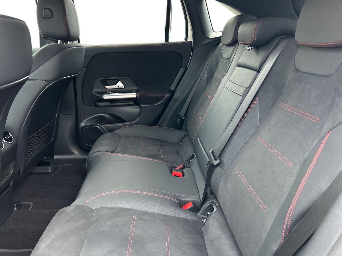 Billede af Mercedes-Benz EQA 250+ EL AMG Line 190HK 5d Aut.