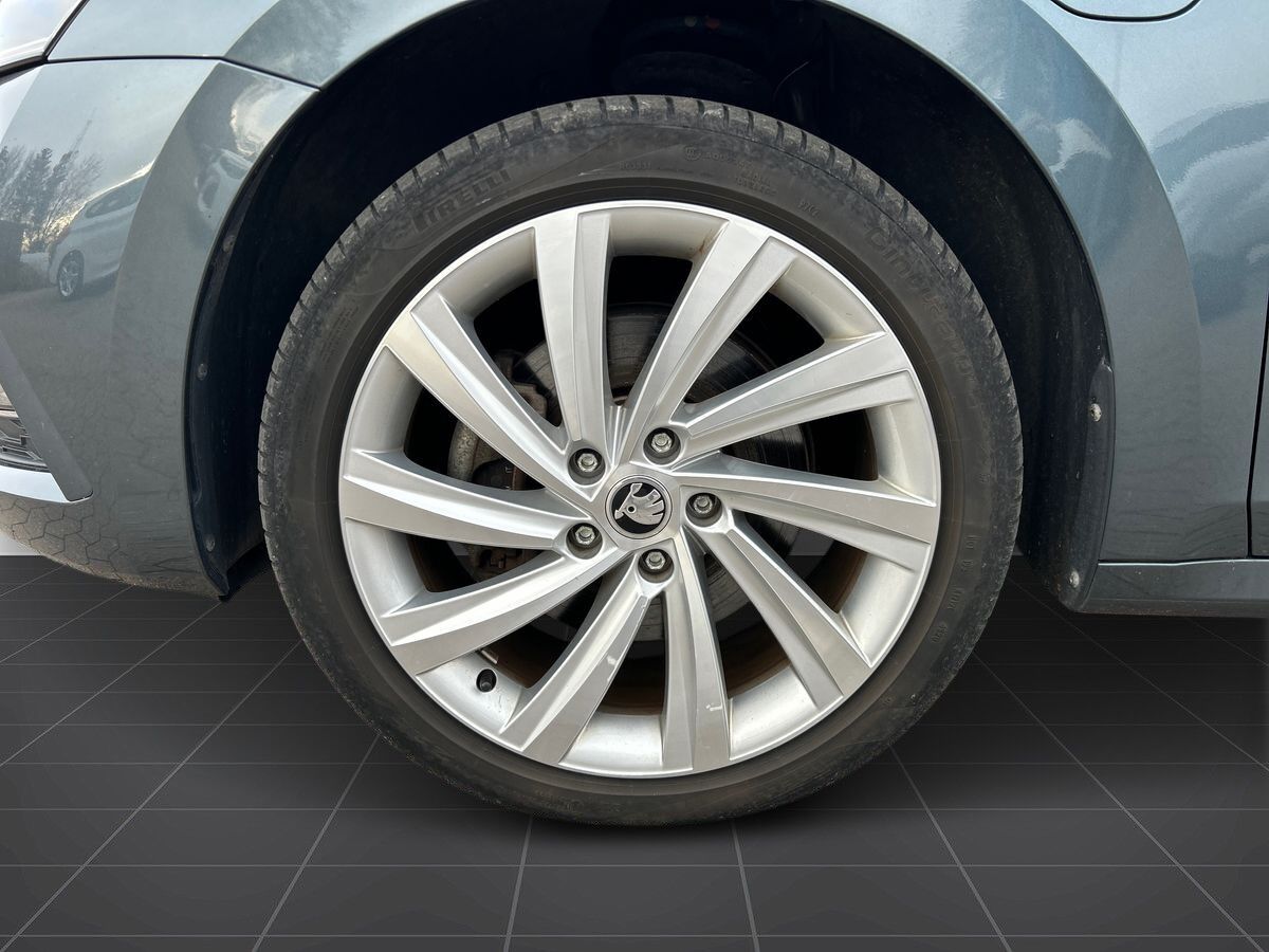 Billede af Skoda Octavia Combi 1,4 TSI  Plugin-hybrid iV Plus iV DSG 204HK Stc 6g Aut.