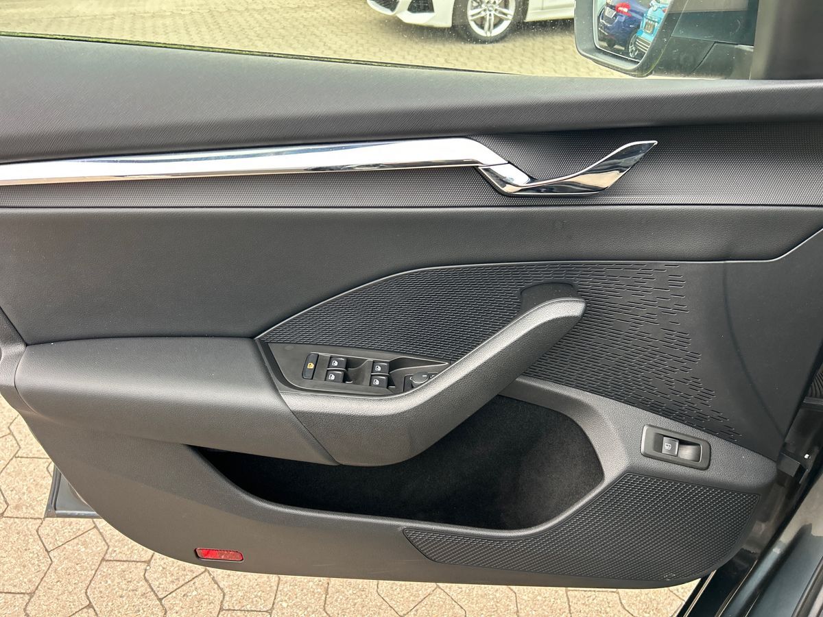 Billede af Skoda Octavia Combi 1,4 TSI  Plugin-hybrid iV Plus iV DSG 204HK Stc 6g Aut.