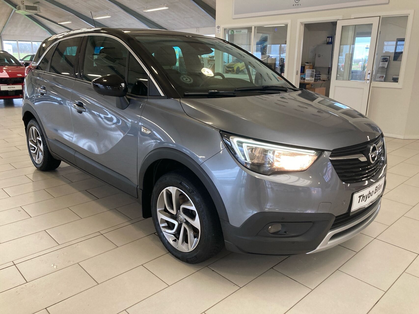 Billede af Opel Crossland X 1,2 Turbo Innovation Start/Stop 110HK 5d 6g Aut.