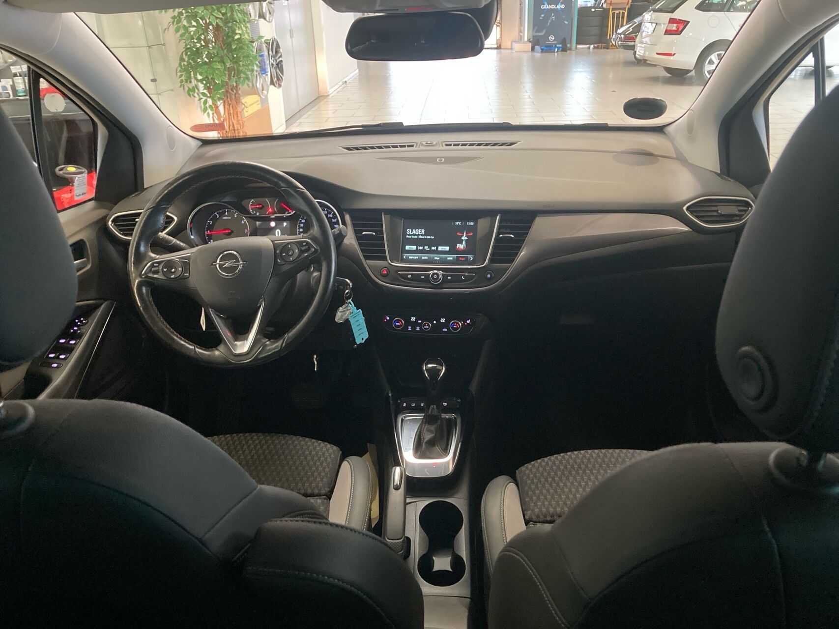 Billede af Opel Crossland X 1,2 Turbo Innovation Start/Stop 110HK 5d 6g Aut.