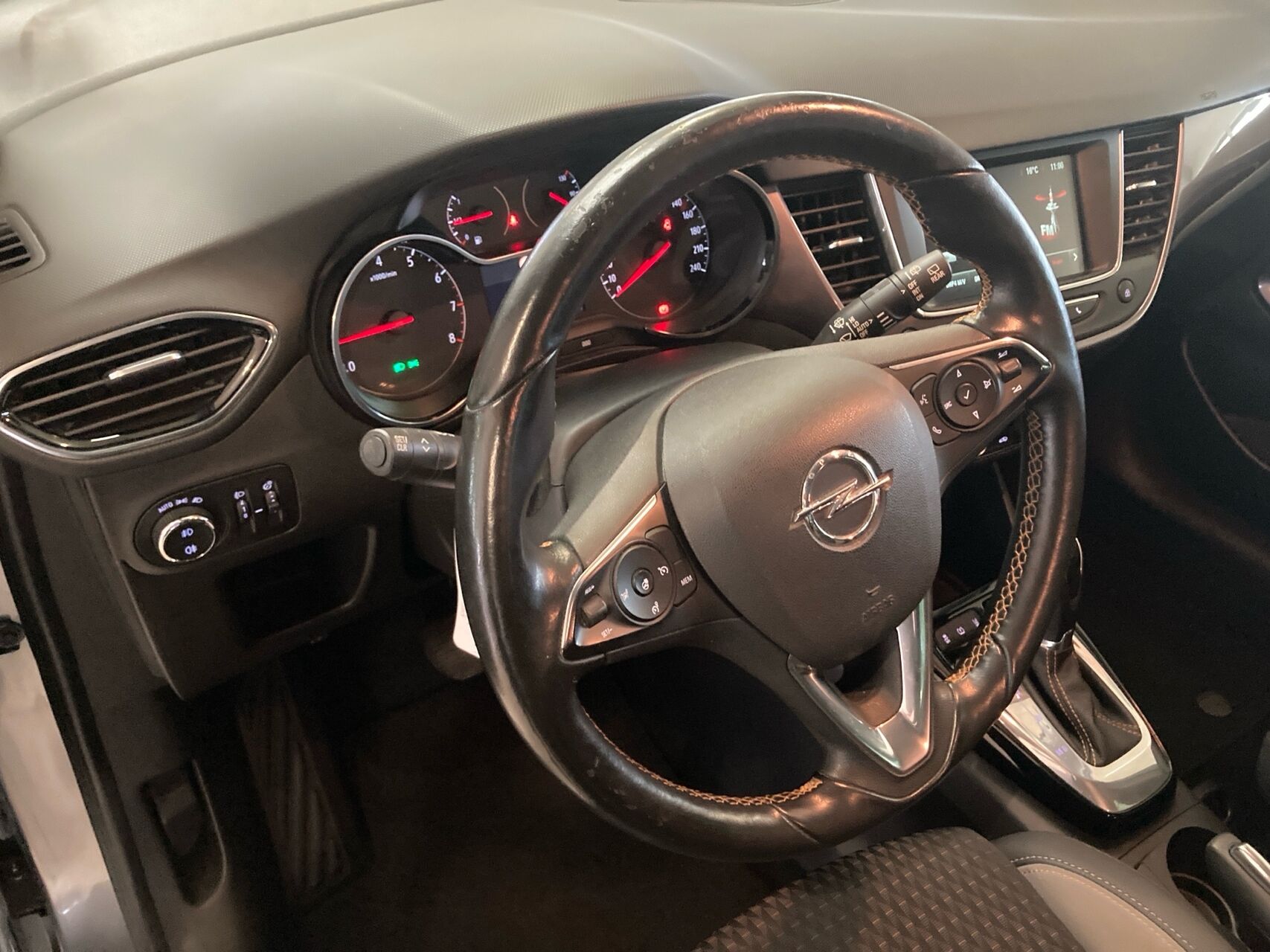 Billede af Opel Crossland X 1,2 Turbo Innovation Start/Stop 110HK 5d 6g Aut.