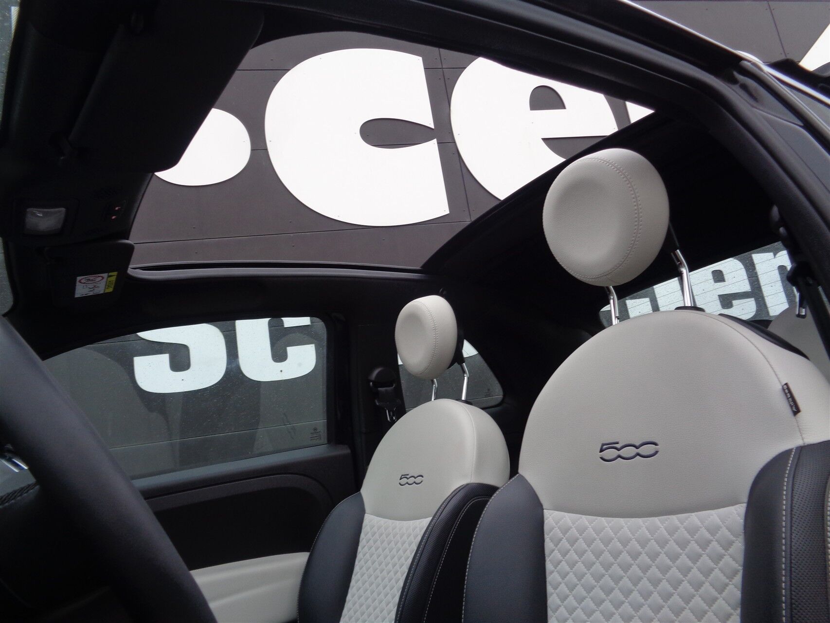 Billede af Fiat 500C 1,0 Mild hybrid DolceVita 70HK Cabr. 6g