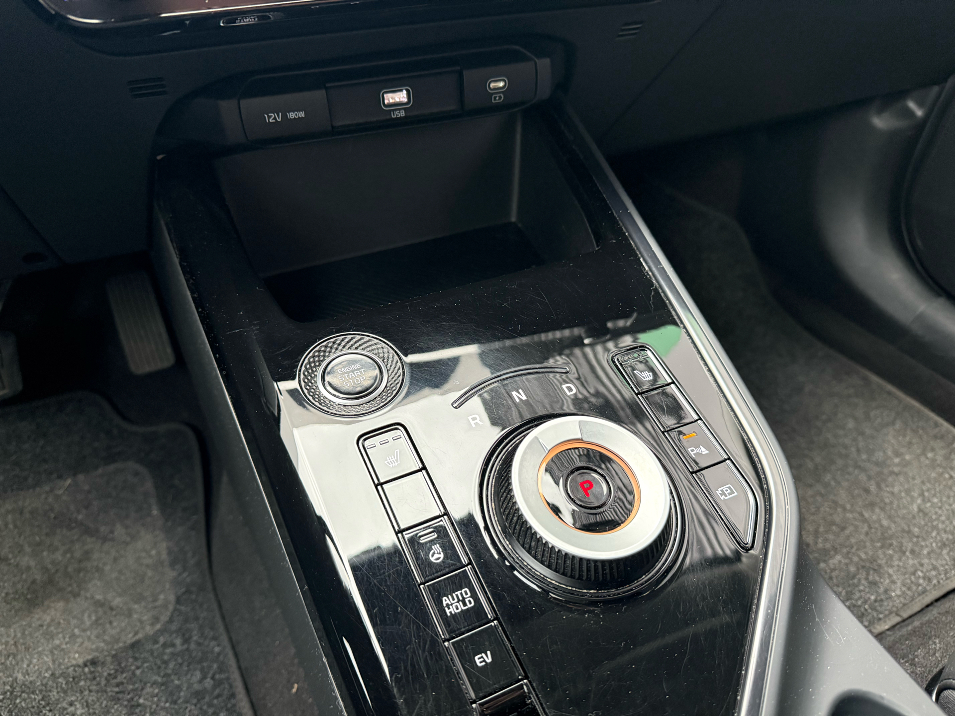 Billede af Kia Niro 1,6 GDI PHEV  Plugin-hybrid Prestige DCT 183HK 5d 6g Aut.