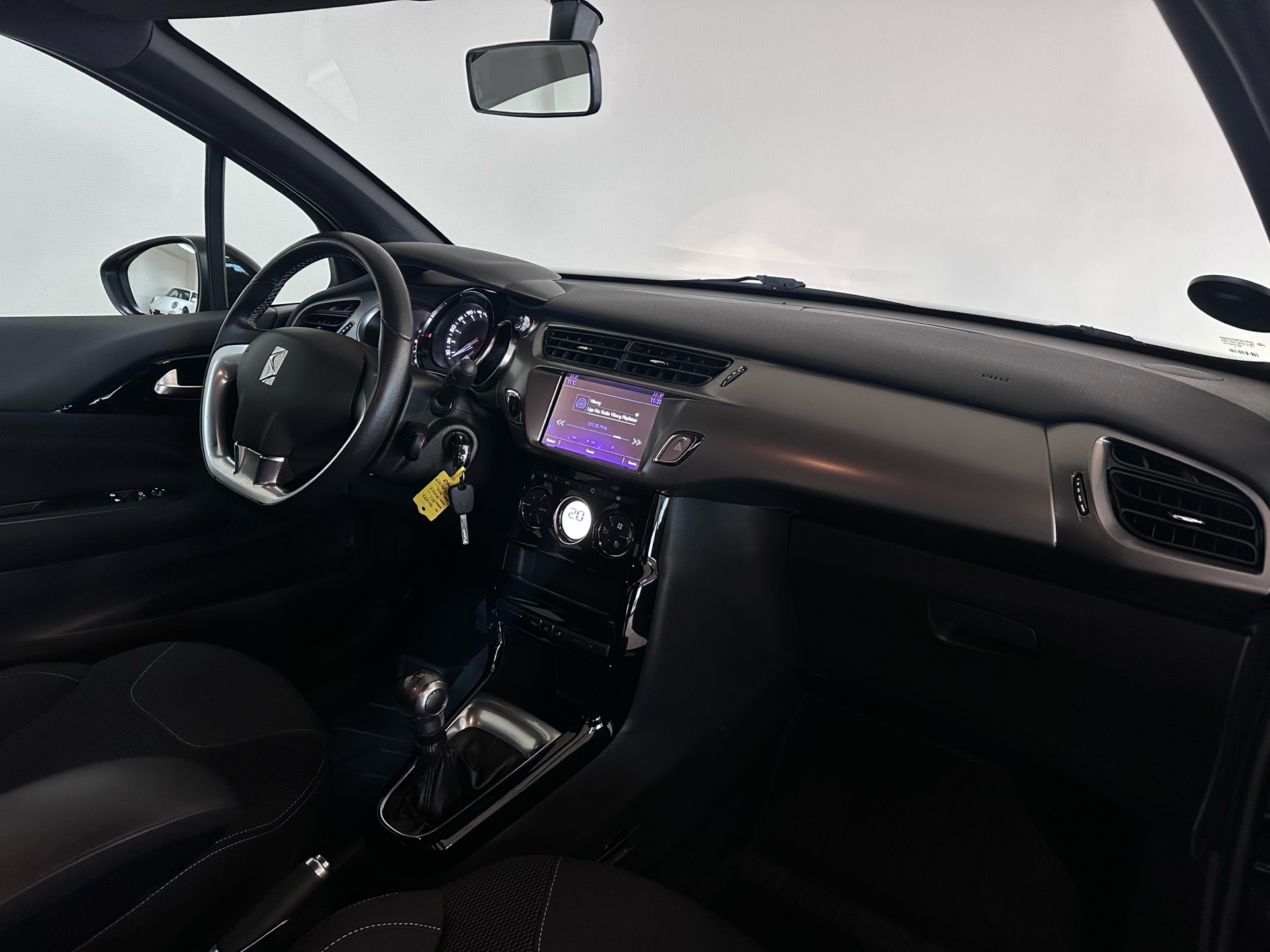 Billede af DS DS3 1,6 Blue HDi Style+ start/stop 100HK 3d