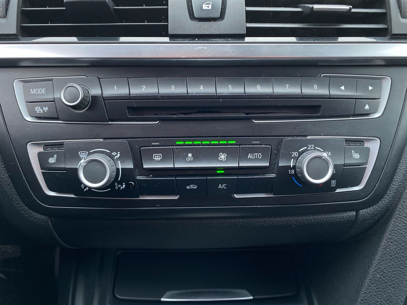 Billede af BMW 318d Touring 2,0 D 143HK Stc 8g Aut.