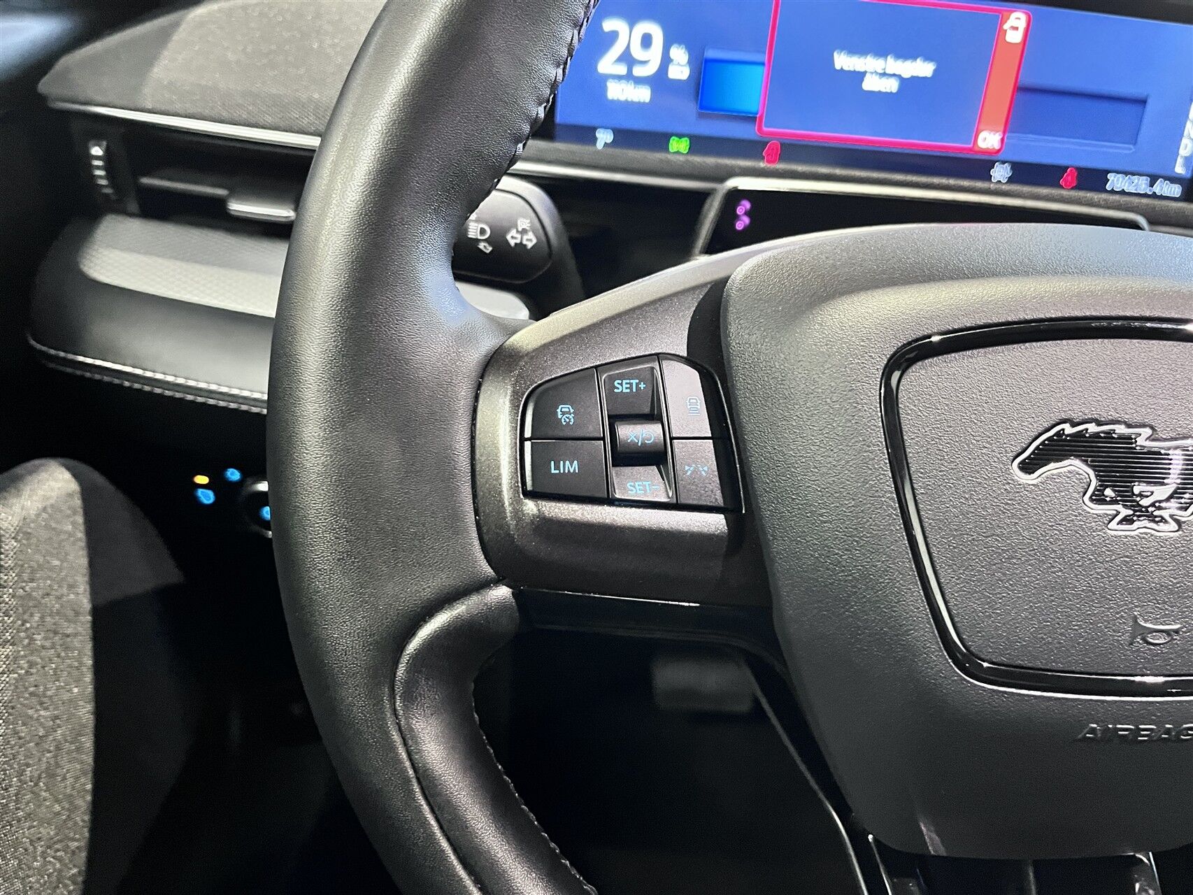 Billede af Ford Mustang Mach-E EL UR 294HK 5d Aut.