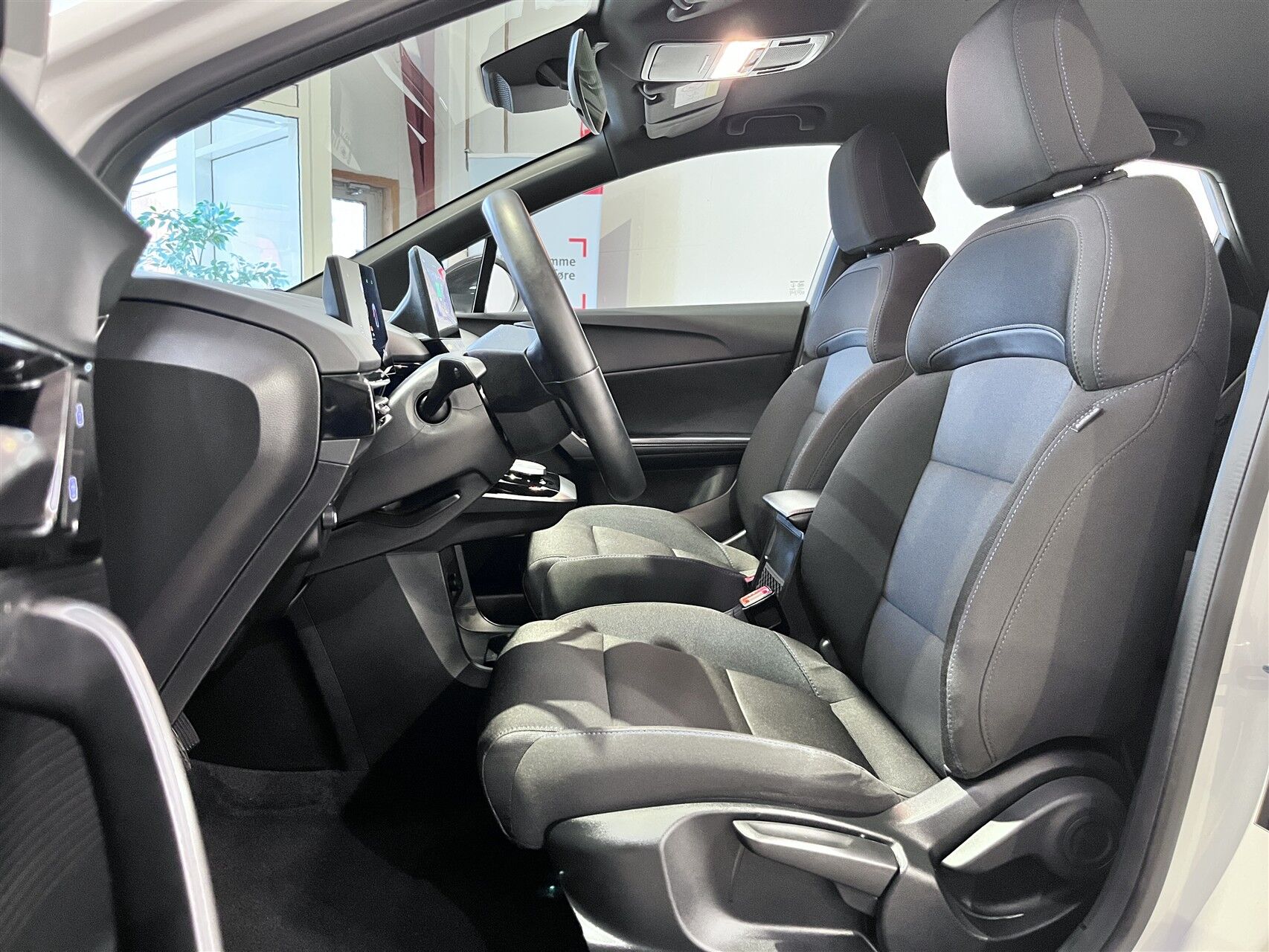 Billede af MG MG4 Electric EL Standard Range Nordic Edition 170HK 5d Aut.