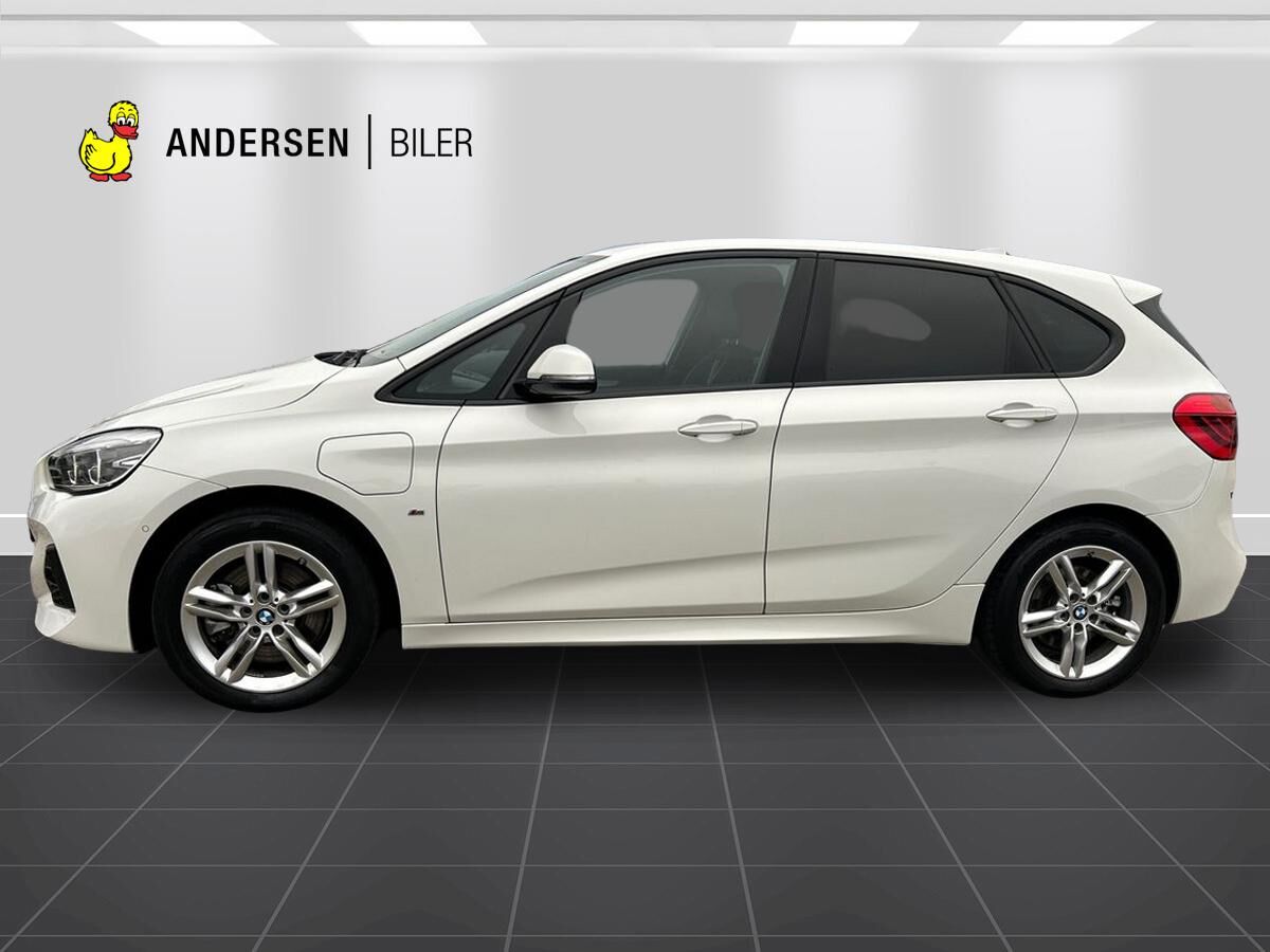 Billede af BMW 225xe Active Tourer 1,5 Plugin-hybrid iPerformance XDrive Steptronic 224HK Stc 8g Aut.