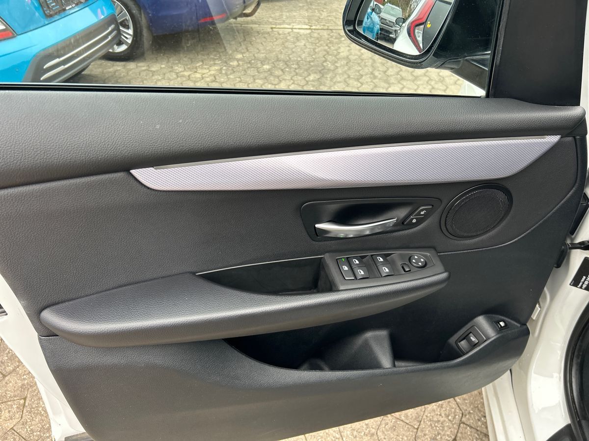 Billede af BMW 225xe Active Tourer 1,5 Plugin-hybrid iPerformance XDrive Steptronic 224HK Stc 8g Aut.