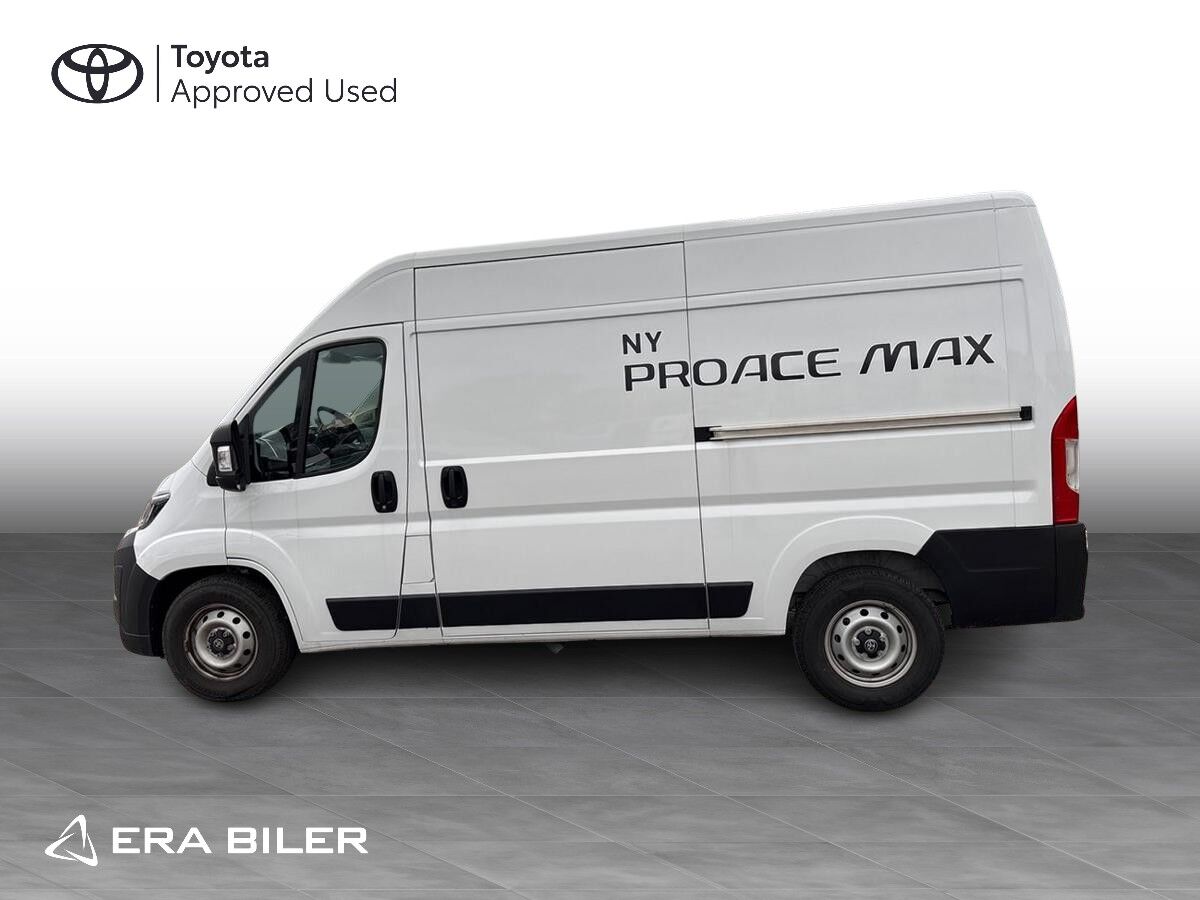 Billede af Toyota Proace Max Medium 2,2 D Comfort Master To skydedør m. højt tag 140HK Van 8g Aut.