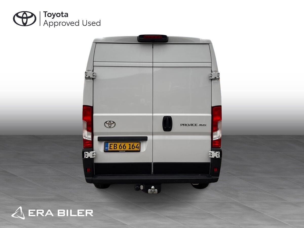 Billede af Toyota Proace Max Medium 2,2 D Comfort Master To skydedør m. højt tag 140HK Van 8g Aut.