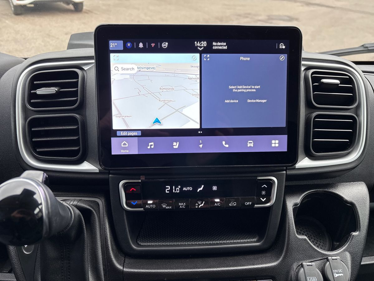 Billede af Toyota Proace Max Medium 2,2 D Comfort Master To skydedør m. højt tag 140HK Van 8g Aut.