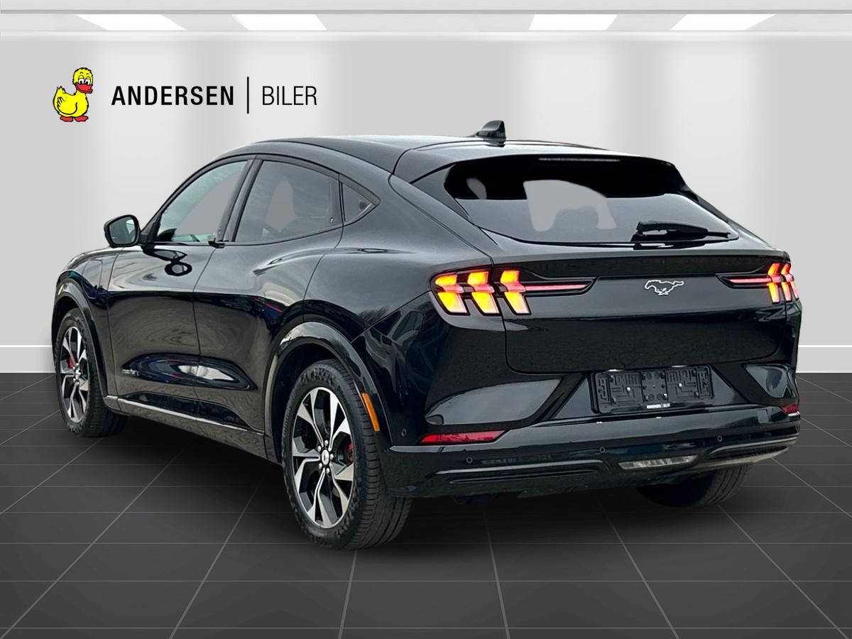 Billede af Ford Mustang Mach-E EL UR Premium 294HK 5d Aut.