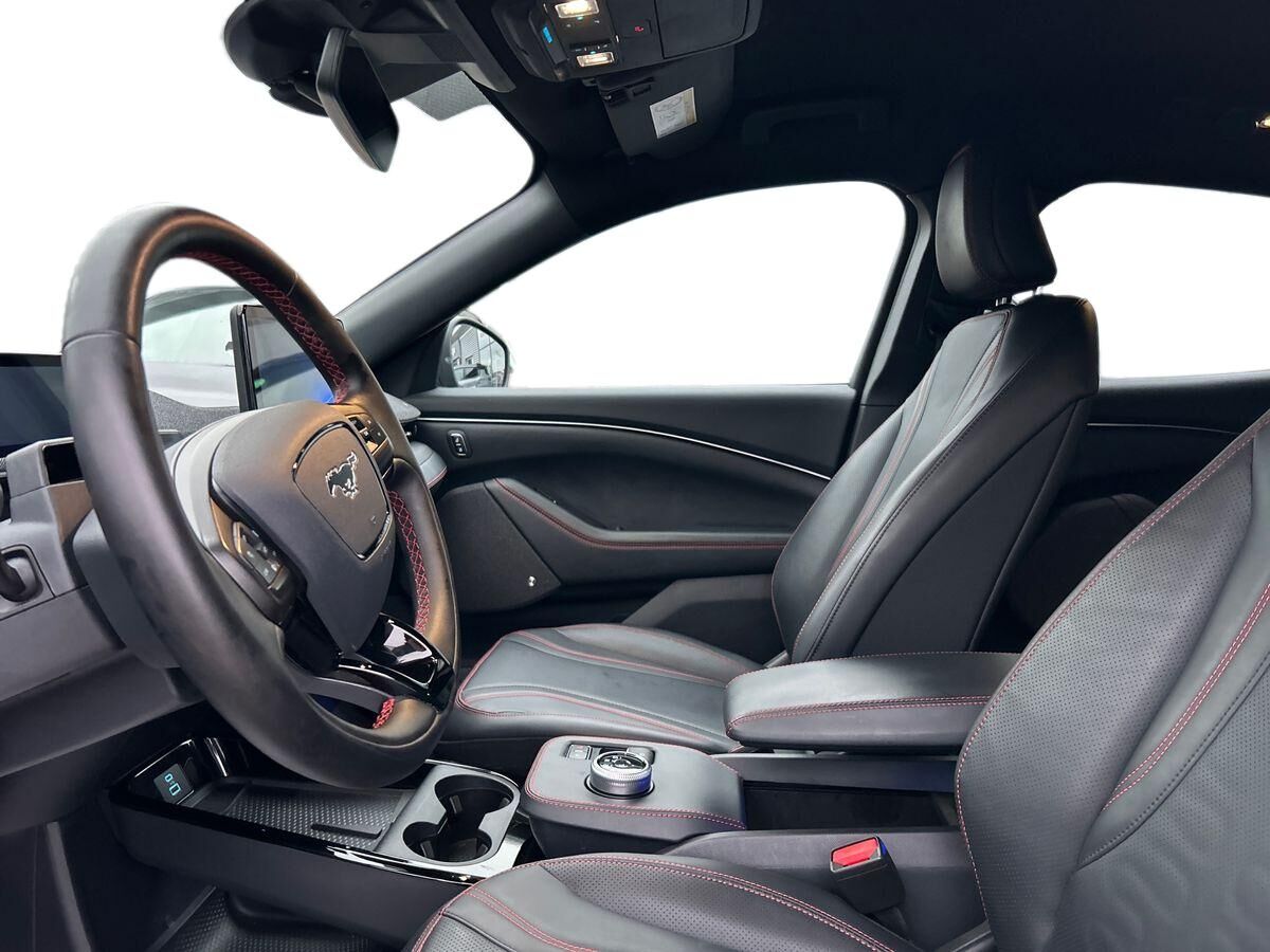 Billede af Ford Mustang Mach-E EL UR Premium 294HK 5d Aut.