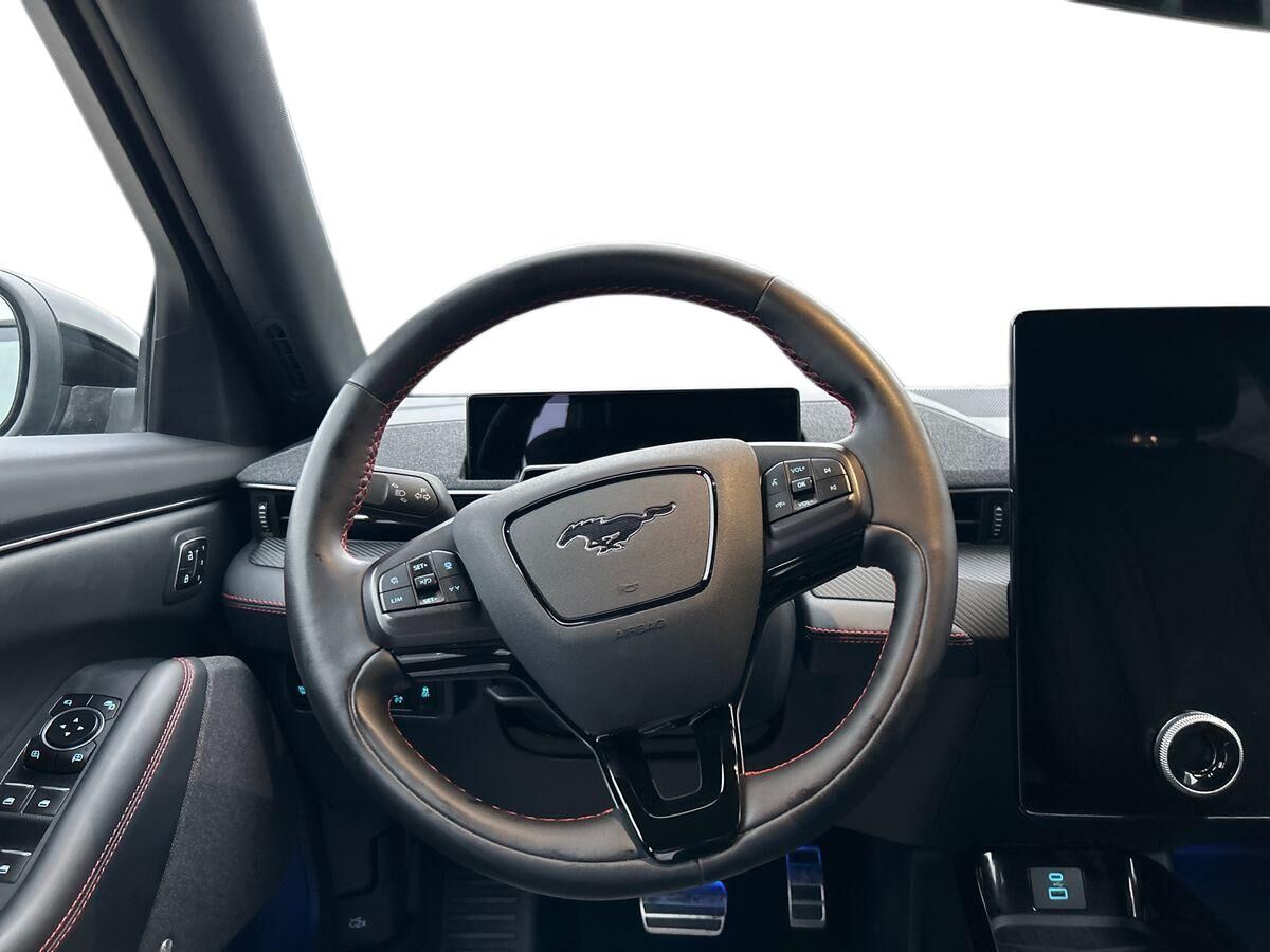 Billede af Ford Mustang Mach-E EL UR Premium 294HK 5d Aut.