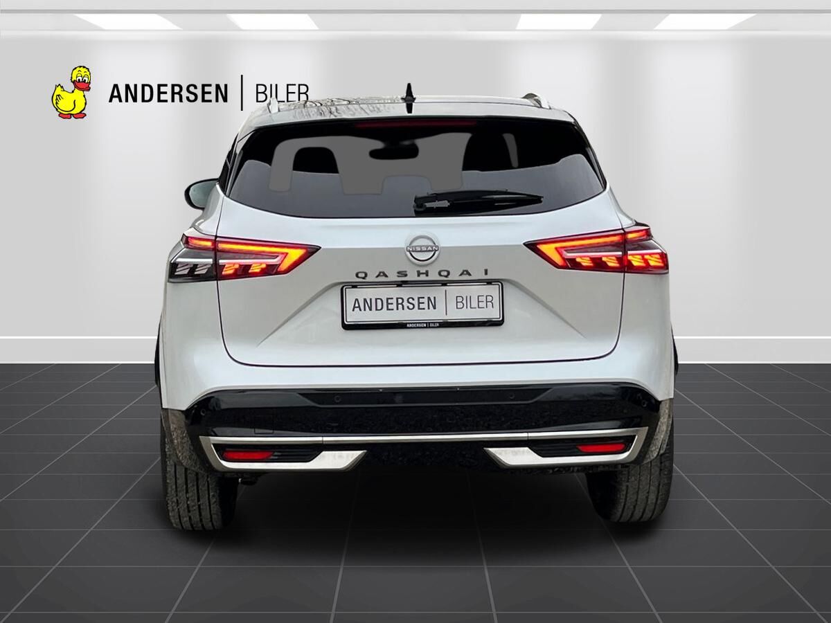 Billede af Nissan QASHQAI MY25 Mild-Hybrid 158 Xtronic 2 WD Tekna PLUS + 2-Tone