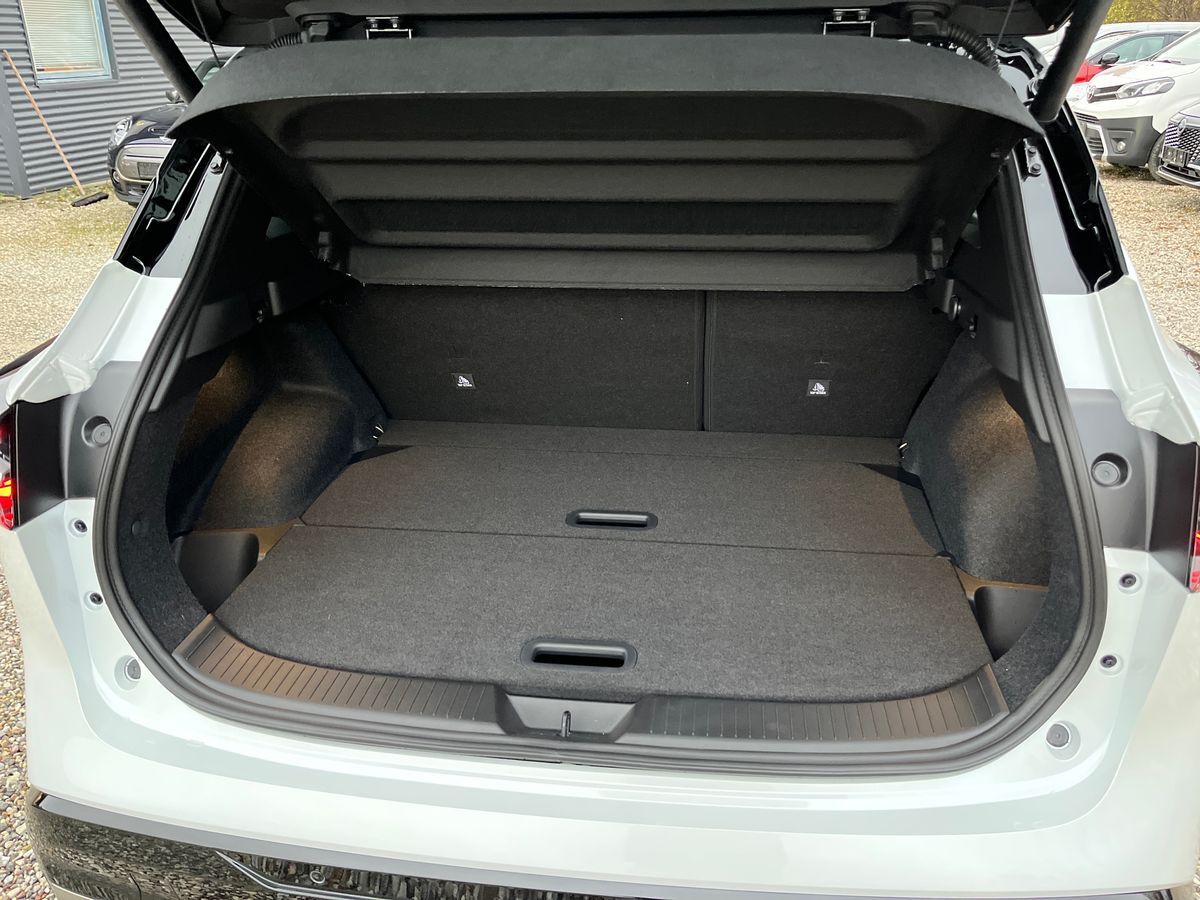 Billede af Nissan QASHQAI MY25 Mild-Hybrid 158 Xtronic 2 WD Tekna PLUS + 2-Tone