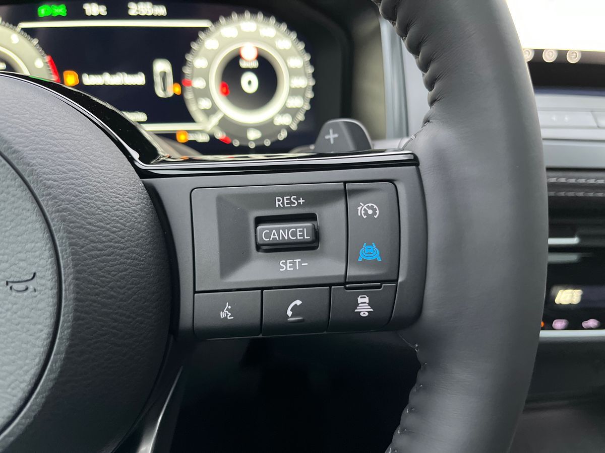 Billede af Nissan QASHQAI MY25 Mild-Hybrid 158 Xtronic 2 WD Tekna PLUS + 2-Tone