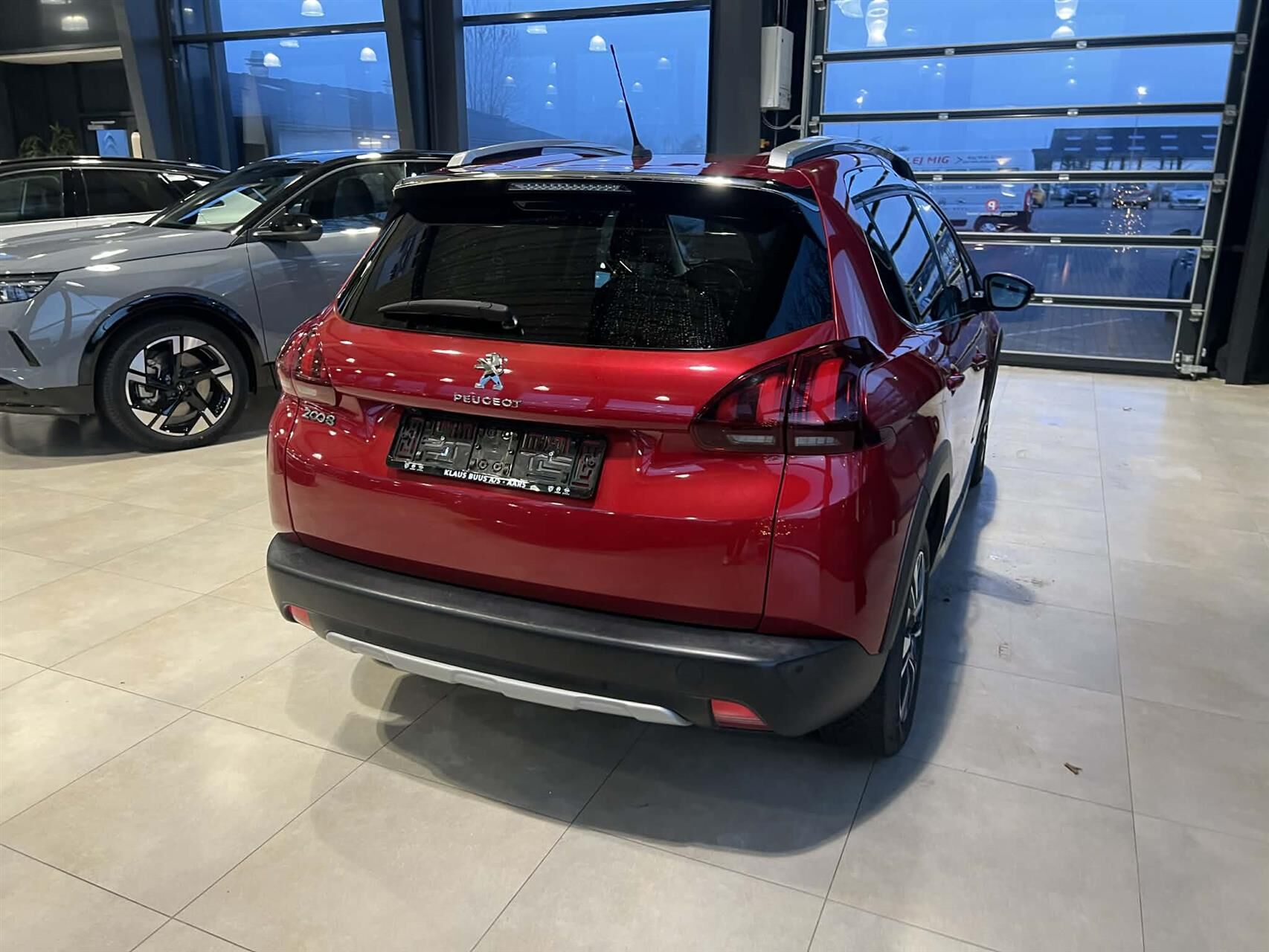 Billede af Peugeot 2008 1,2 PureTech Prestige 110HK 5d