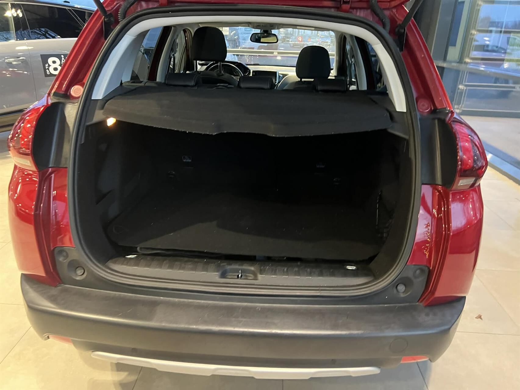 Billede af Peugeot 2008 1,2 PureTech Prestige 110HK 5d