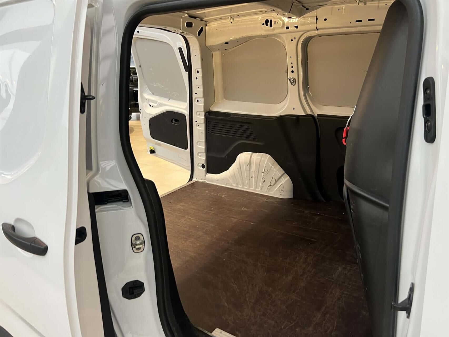 Billede af Peugeot Partner L1 V1 1,5 BlueHDi Plus 100HK Van