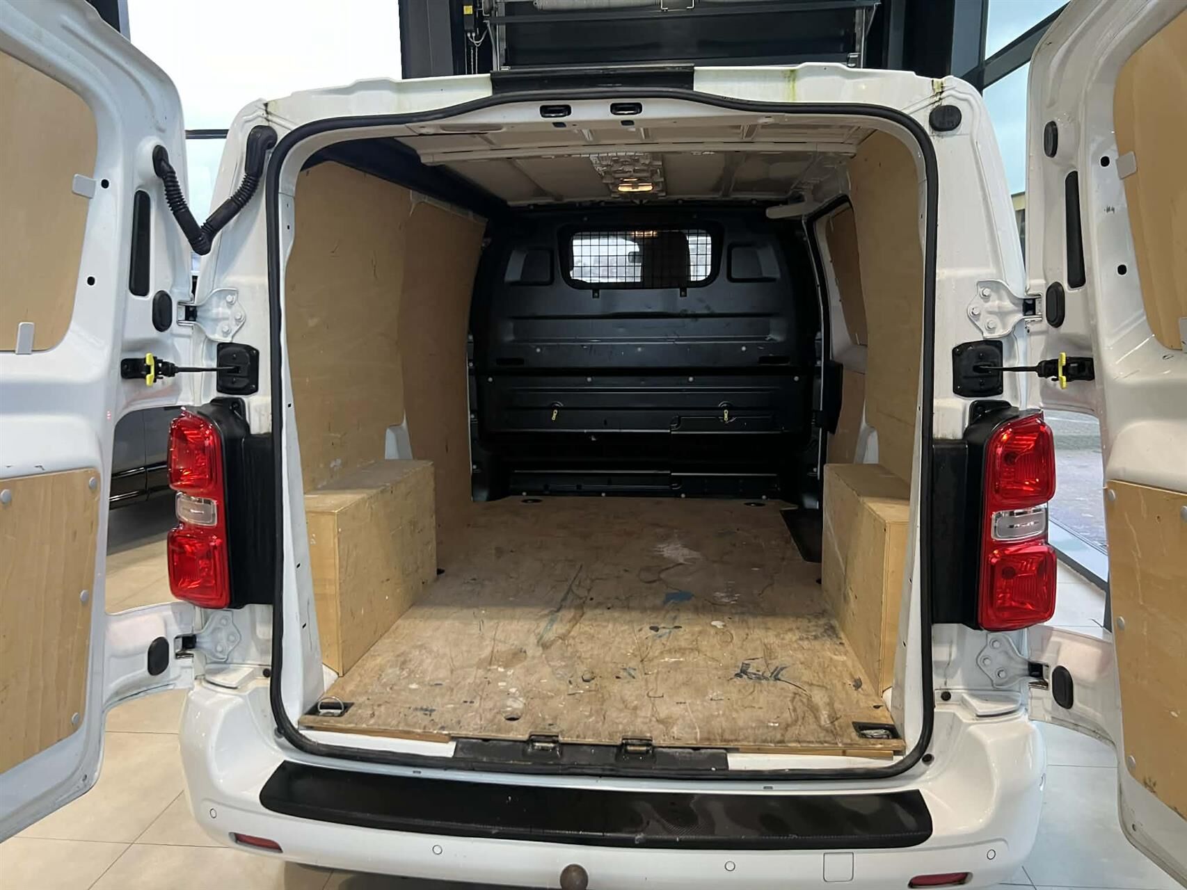 Billede af Opel Vivaro L2V2 2,0 D Enjoy 122HK Van 6g