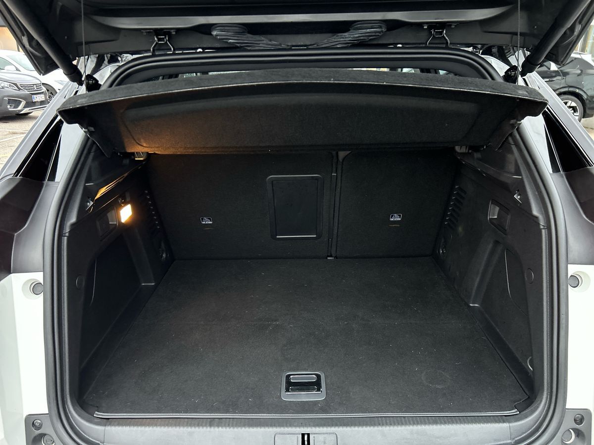 Billede af Peugeot 3008 1,6 PureTech  Plugin-hybrid GT Pack AWD EAT8 300HK 5d 8g Aut.