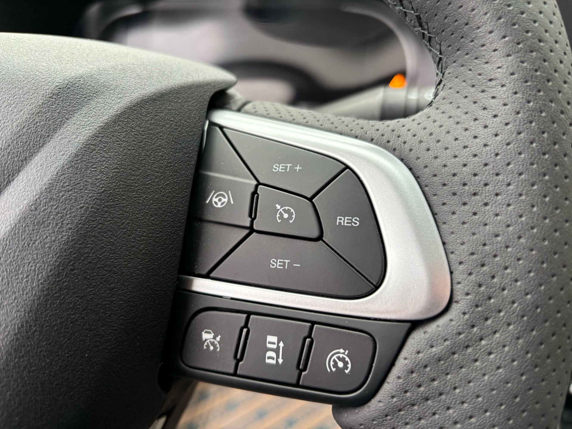 Billede af Iveco Daily 35S18 4100mm 3,0 D 180HK Ladv./Chas. 8g Aut.