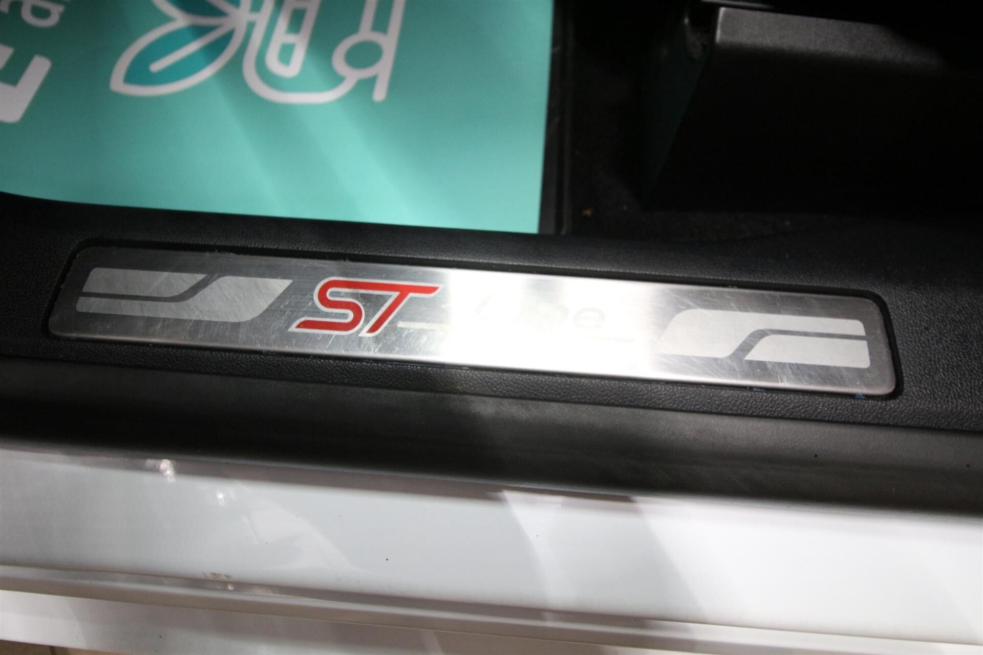 Billede af Ford Kuga 2,5 Plugin-hybrid ST-Line CVT 225HK 5d Trinl. Gear