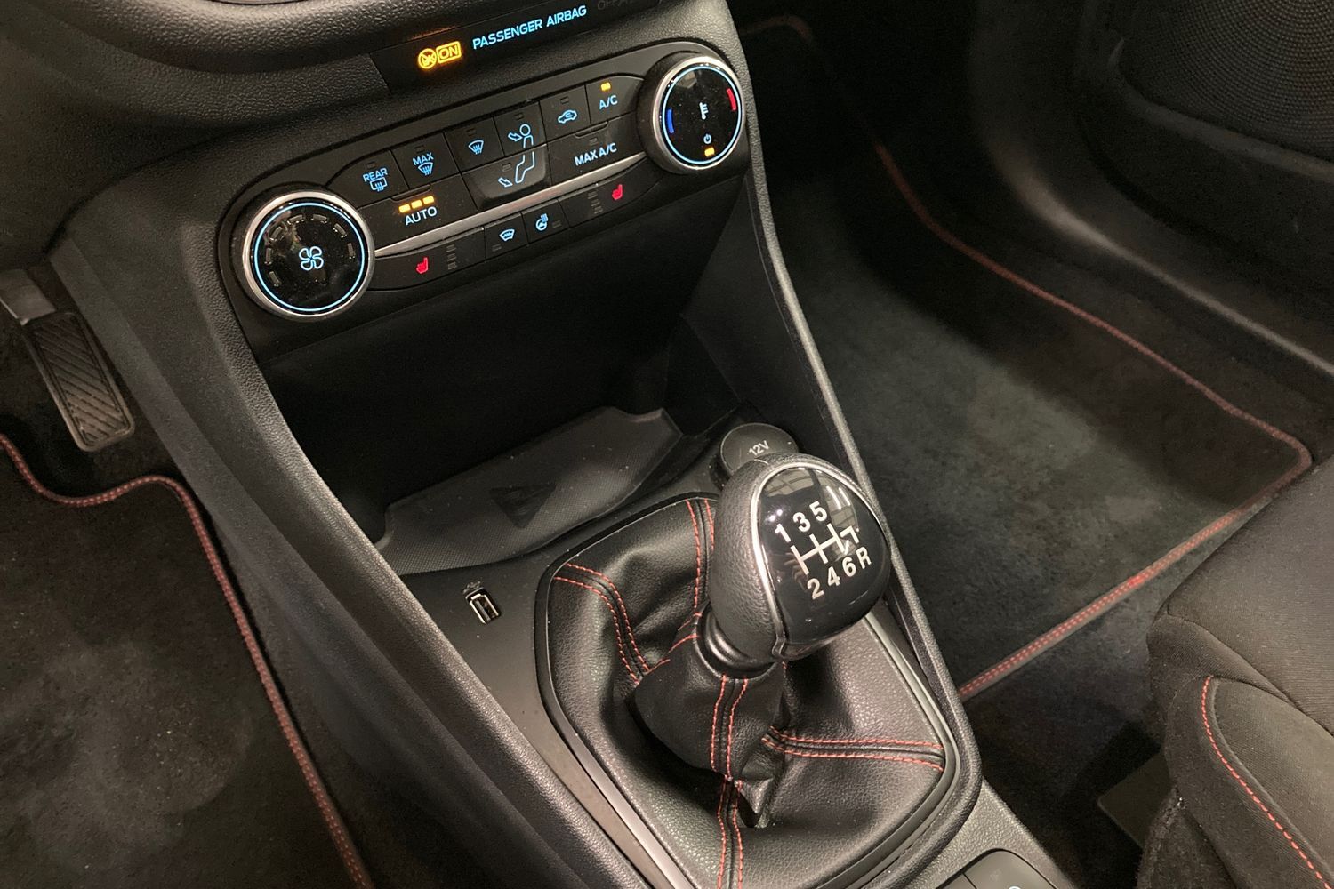 Billede af Ford Fiesta 1,0 EcoBoost Hybrid ST-Line 155HK 5d 6g