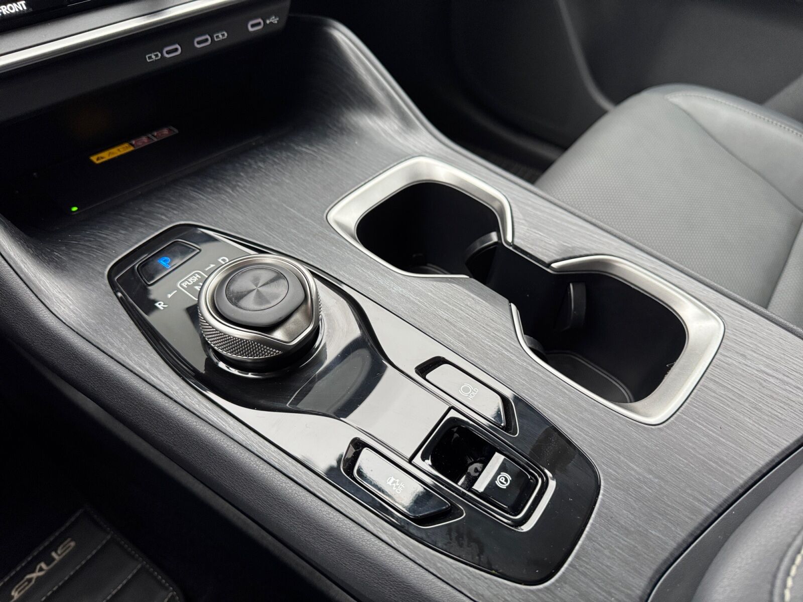 Billede af Lexus RZ 300e EL Executive 204HK 4d Aut.