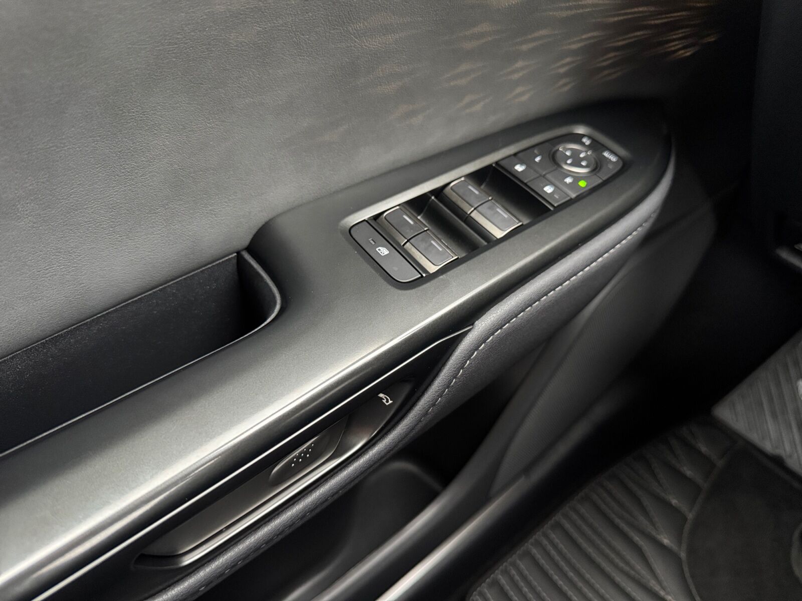 Billede af Lexus RZ 300e EL Executive 204HK 4d Aut.