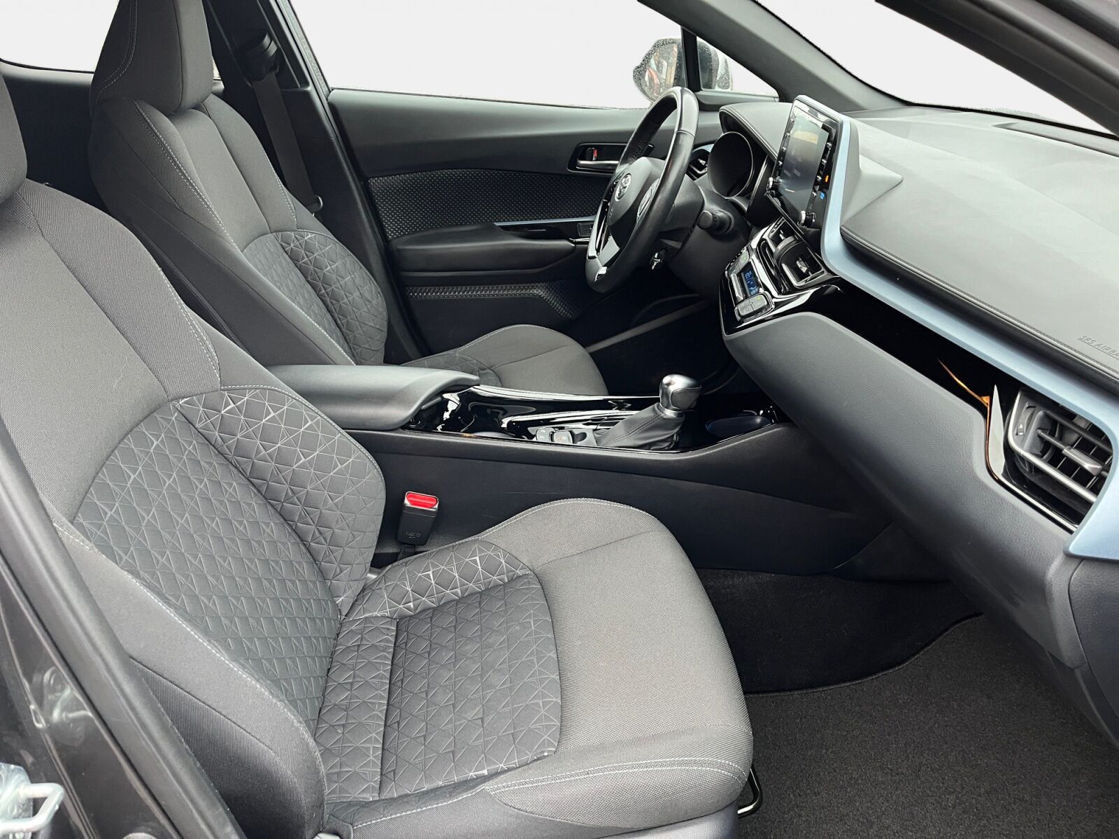 Billede af Toyota C-HR 1,8 Hybrid C-LUB Multidrive S 122HK 5d Aut.