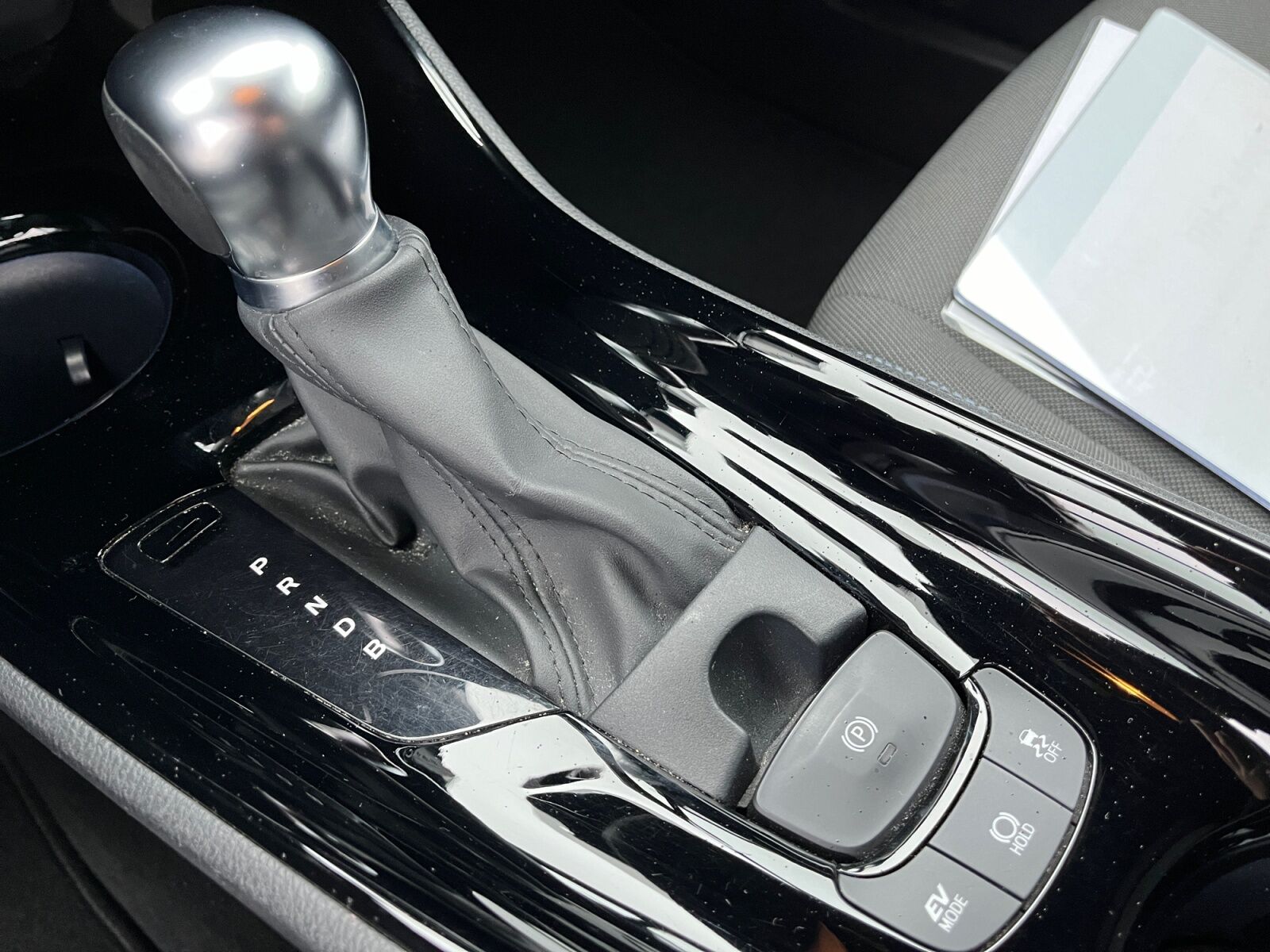 Billede af Toyota C-HR 1,8 Hybrid C-LUB Multidrive S 122HK 5d Aut.